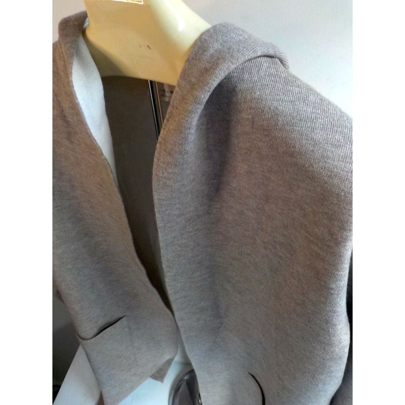 Zara VINTAGE Zara Double Faced Knit Sweater Jacket Ivory/Brown Viscose Blend SZ 11/12 NWT Women Cardigan Knit Long Sleeve 28.5 Length 20.5 Sleeve womens Size L / US 10 / IT 46 - 5 Thumbnail