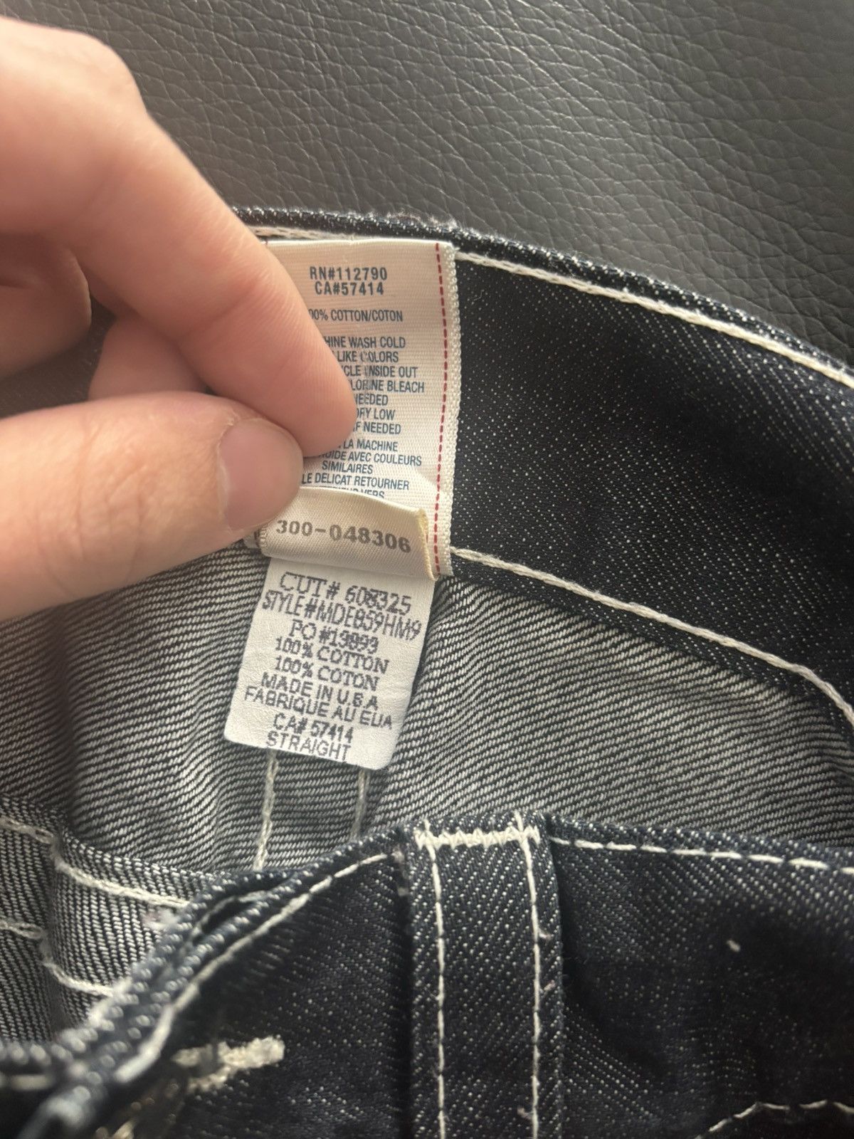 True Religion TRUE RELIGION JEANS - BLUE, WHITE STITCH - POCKET FLAP Size US 33 - 7 Thumbnail