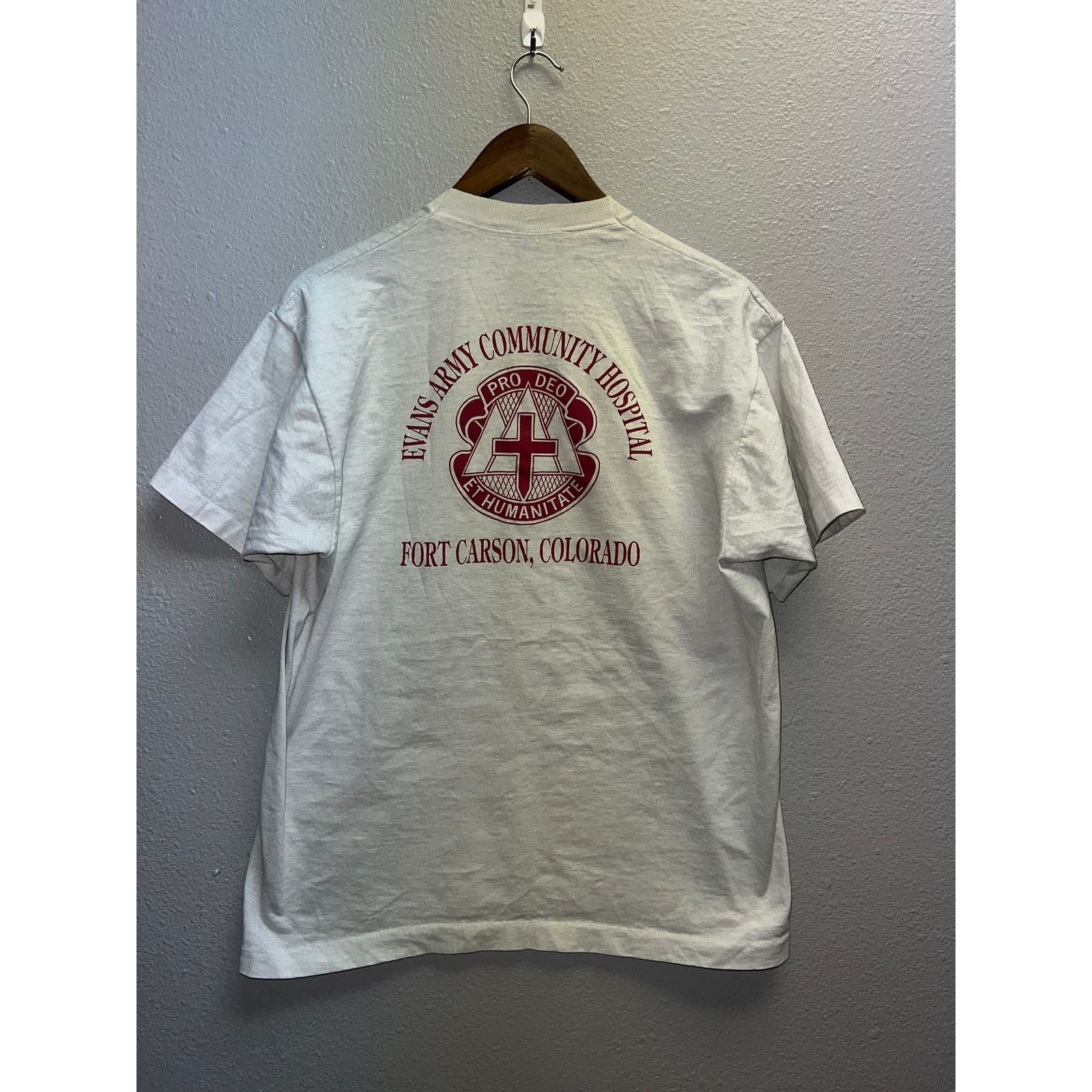 Vintage Vintage Nurse Shirt Nurses America Evans Army Hospital Tee L Size US L / EU 52-54 / 3 - 6 Thumbnail