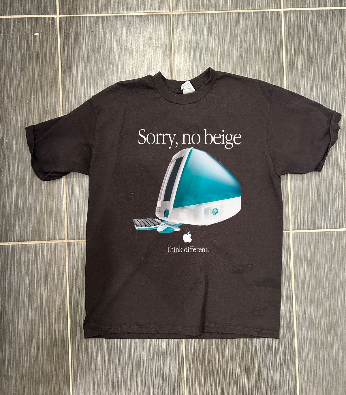 Vintage Apple Mac Retro Style Tee Size US XL / EU 56 / 4 - 1 Preview