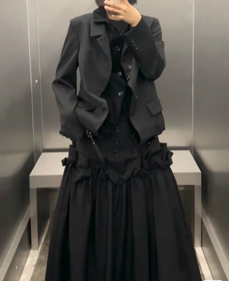 Comme des Garcons Comme Des Garcons Fall/Winter Two Piece Black Suit with Do Size S / US 4 / IT 40 - 8 Thumbnail