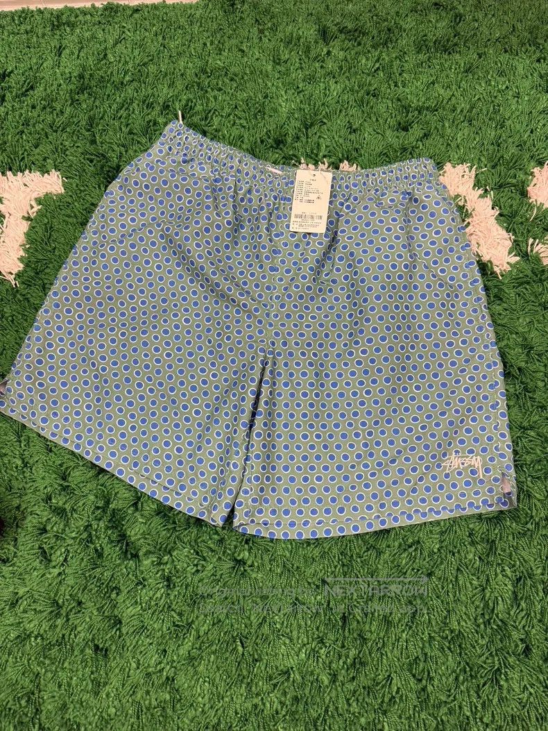 Stussy Stussy size XL Beach Shorts, Size XL Size US 26 / EU 42 - 1 Thumbnail