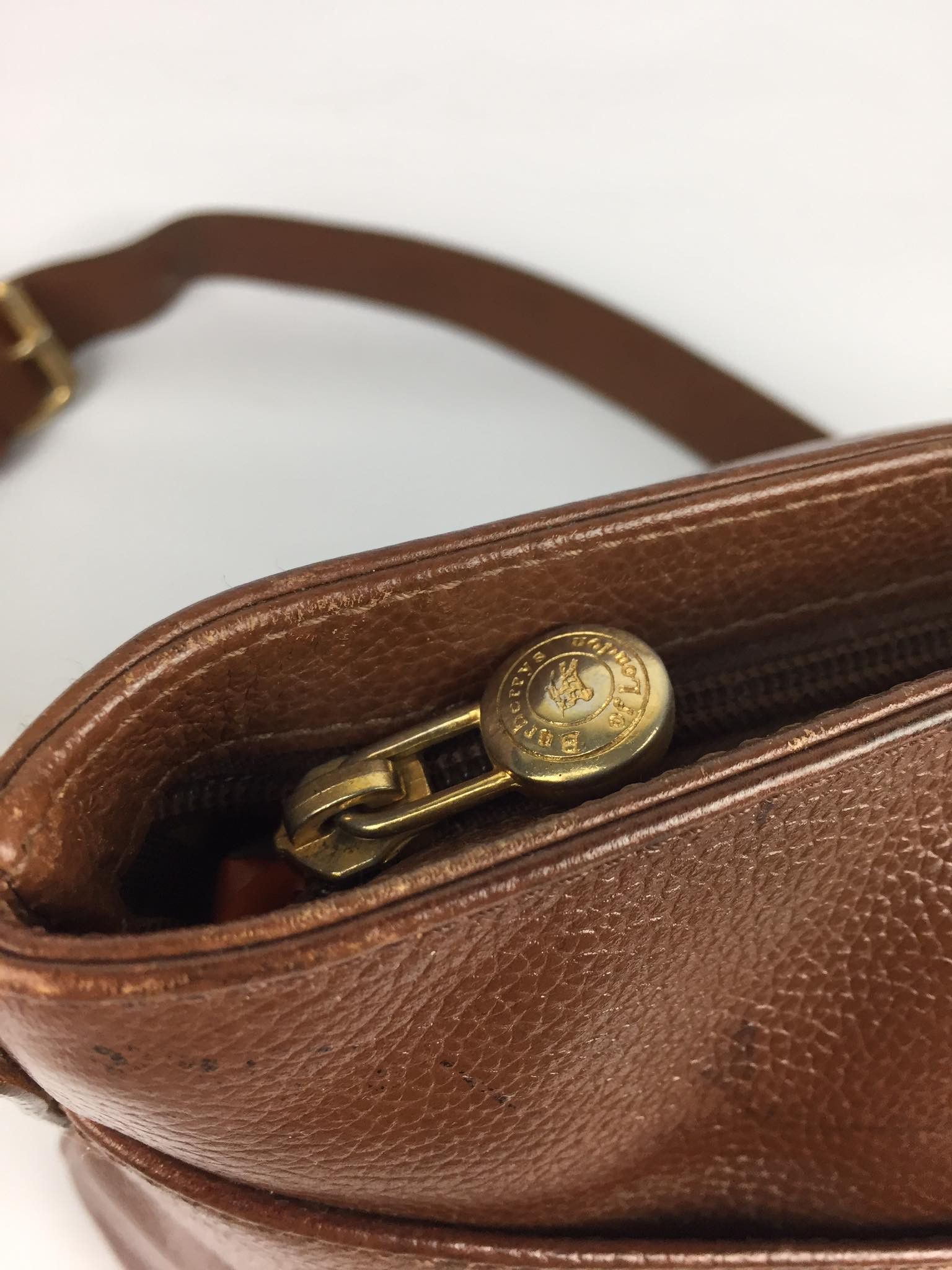 Burberry Aunthentic Vintage Burberrys Brown Leather Crossbody Bag Size ONE SIZE - 3 Thumbnail
