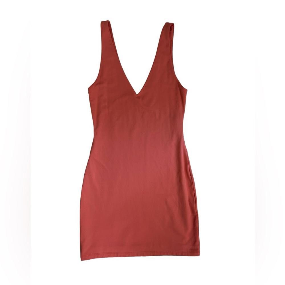 Aritzia Babaton l Contour V Neck Bodycon Mini Dress Medium Size M / US 6-8 / IT 42-44 - 3 Thumbnail