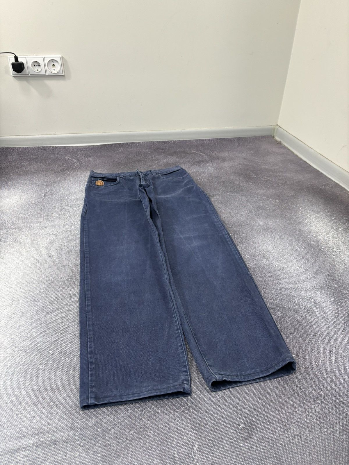 Trussardi Vintage 90s Trussardi Women’s Navy Straight Fit Denim Jeans Size 34" / US 12 / IT 48 - 3 Thumbnail