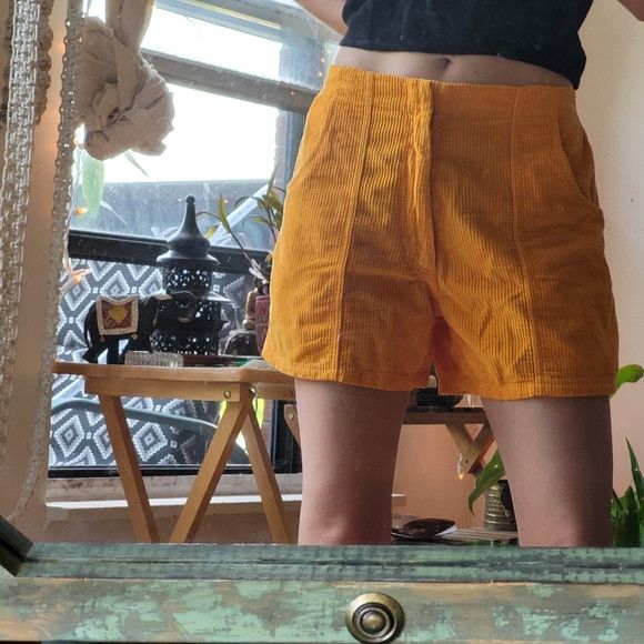 ERL ERL cotton corduroy orange yellow shorts size small Size 27" / US 4 / IT 40 - 2 Thumbnail