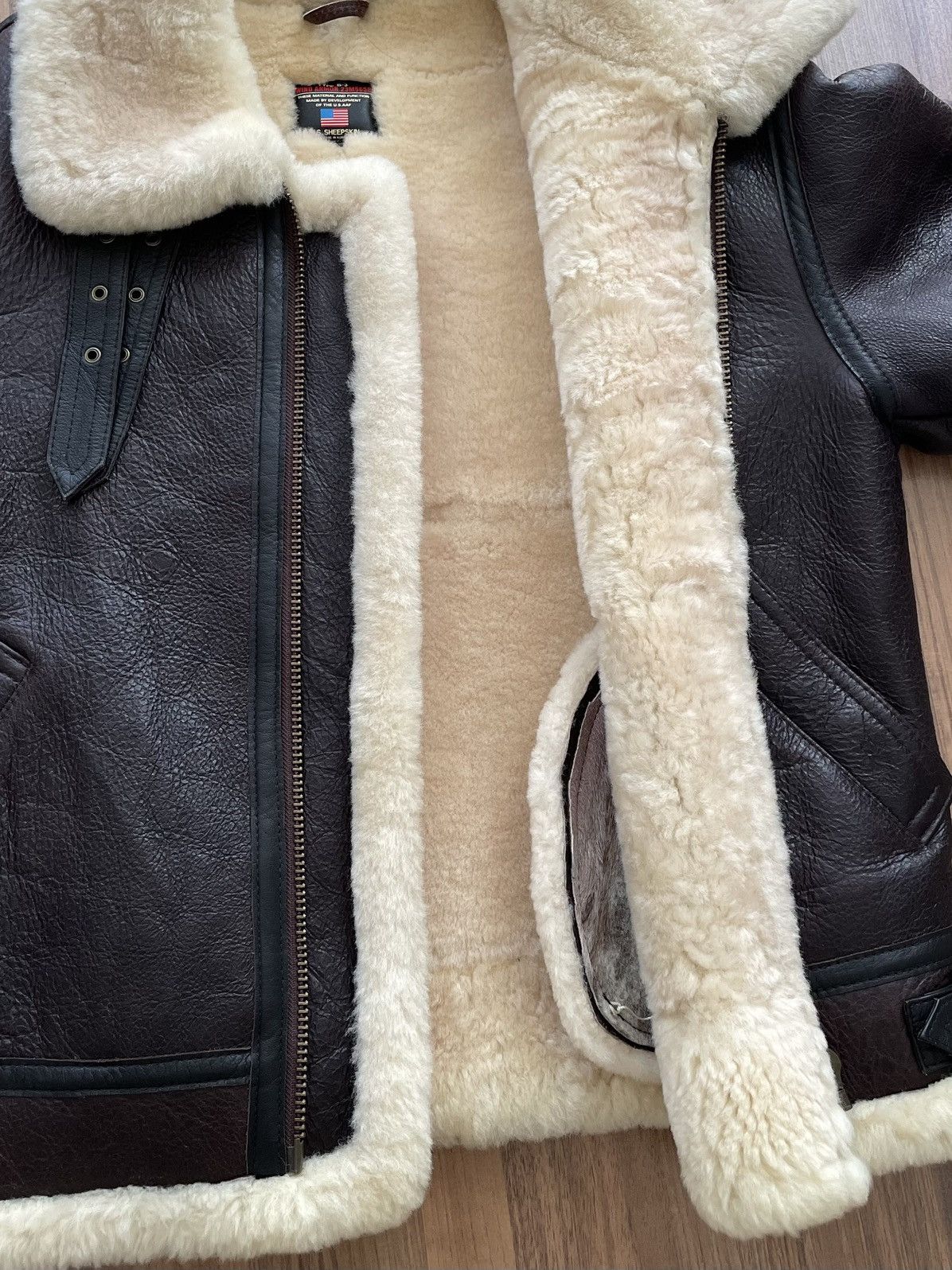 Schott Wind Armour B-3 US Sheepskin Bomber Flight Jacket Size US M / EU 48-50 / 2 - 8 Thumbnail