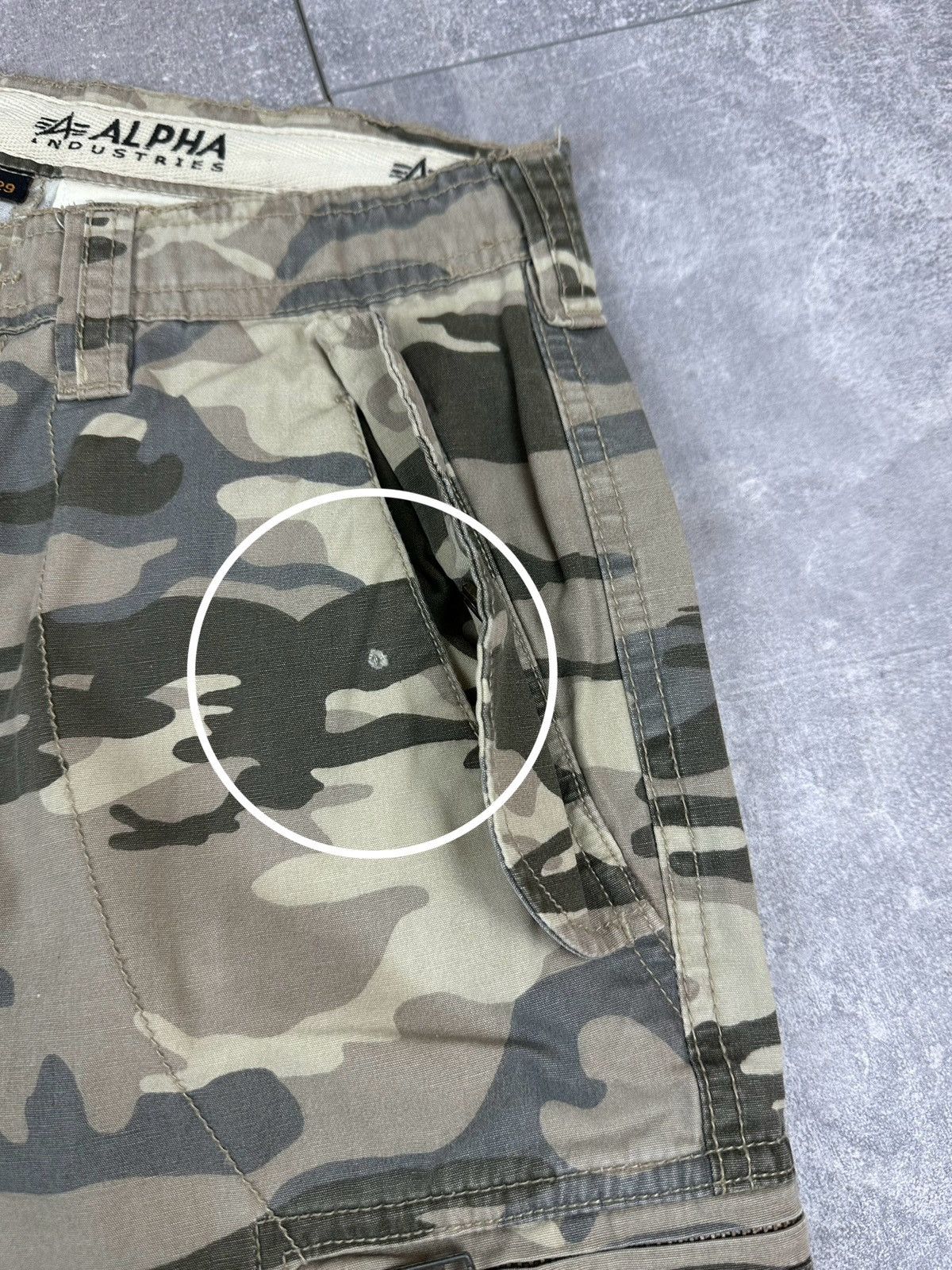 Alpha Industries Alpha Industries Cargo Camo Mens Pants Size US 29 - 9 Thumbnail