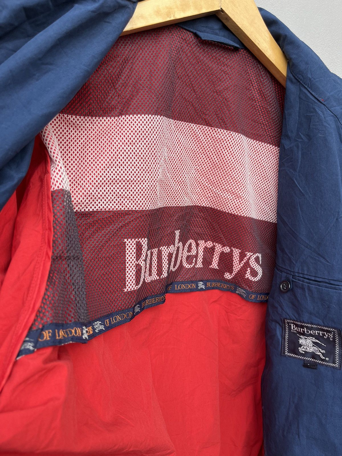 Burberry × Vintage Burberry Sports Vintage Logo Bomber Jacket Size US L / EU 52-54 / 3 - 9 Thumbnail