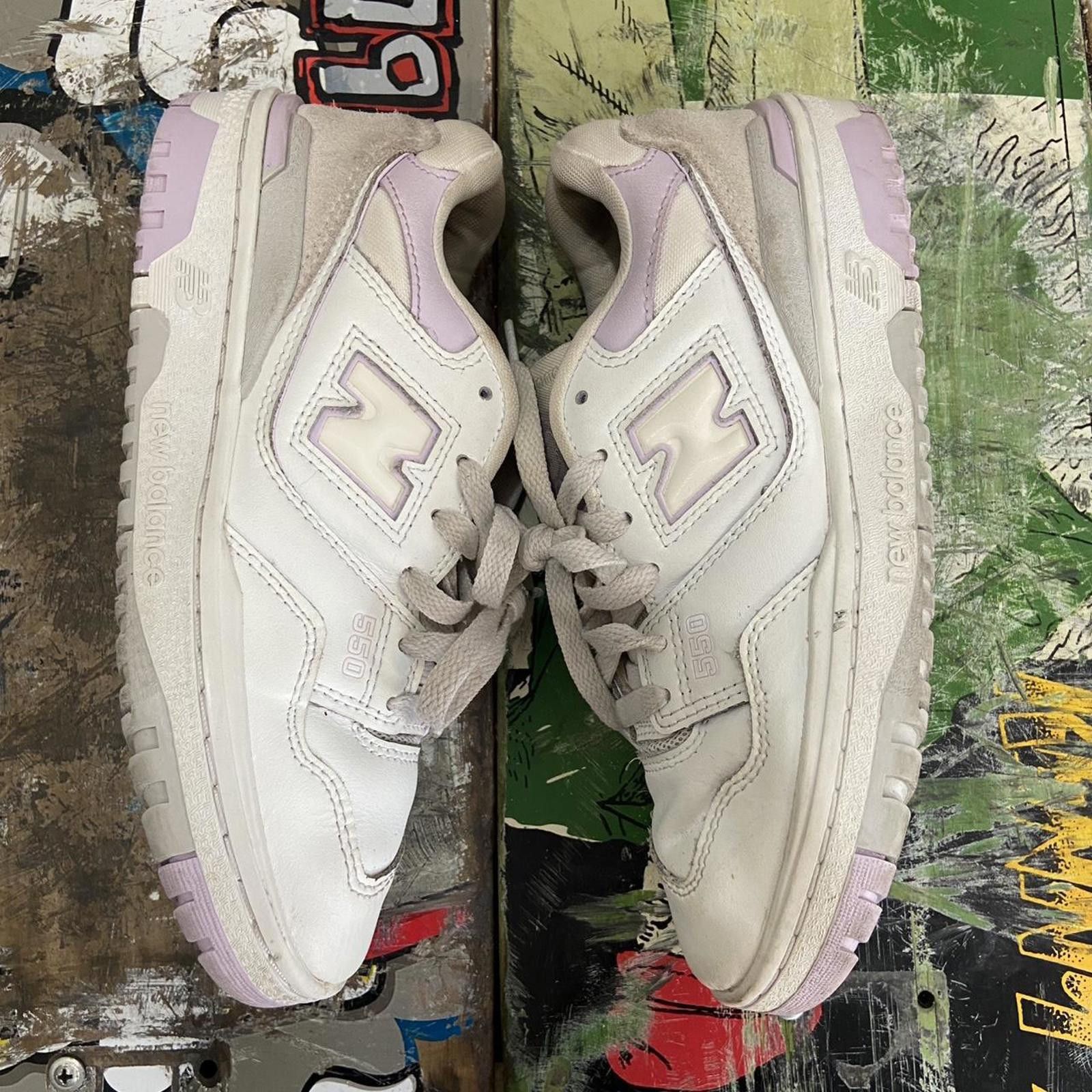 New Balance New Balance 550 trainers "white thistle" kids shoe size 5.5y Size US 5.5 / EU 38 - 2 Thumbnail