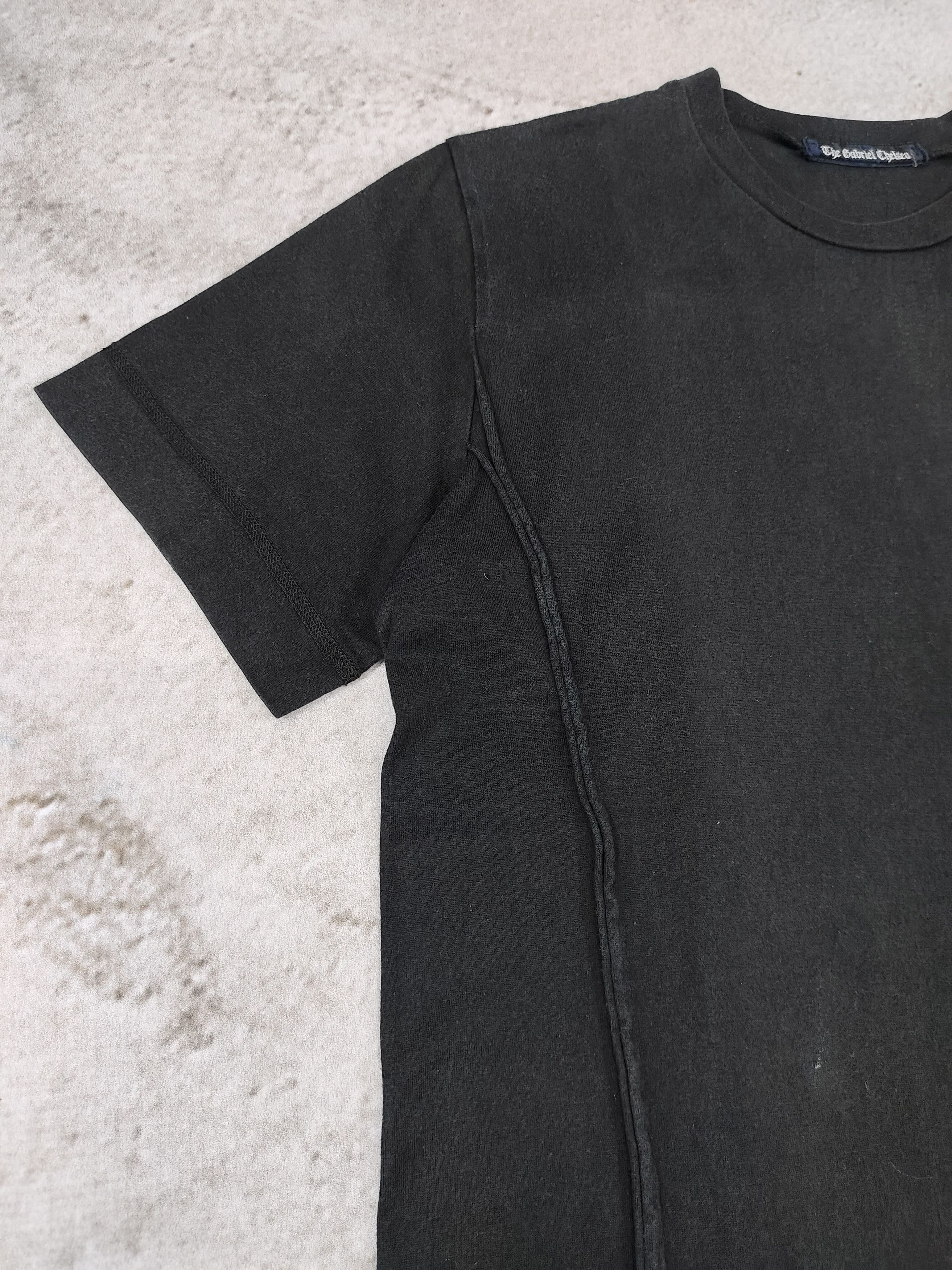 Japanese Brand The Gabriel Chelsea❤️‍🔥Cut And Sew Panel Gothic Tshirt Size US M / EU 48-50 / 2 - 8 Thumbnail