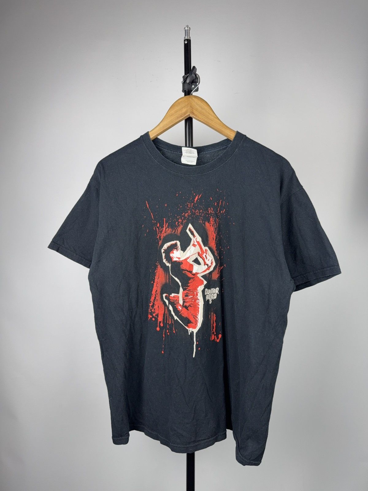 Vintage 2009 PromoGuitar Hero 5 Graphic Game T-Shirt Black Gildan Size US L / EU 52-54 / 3 - 1 Thumbnail