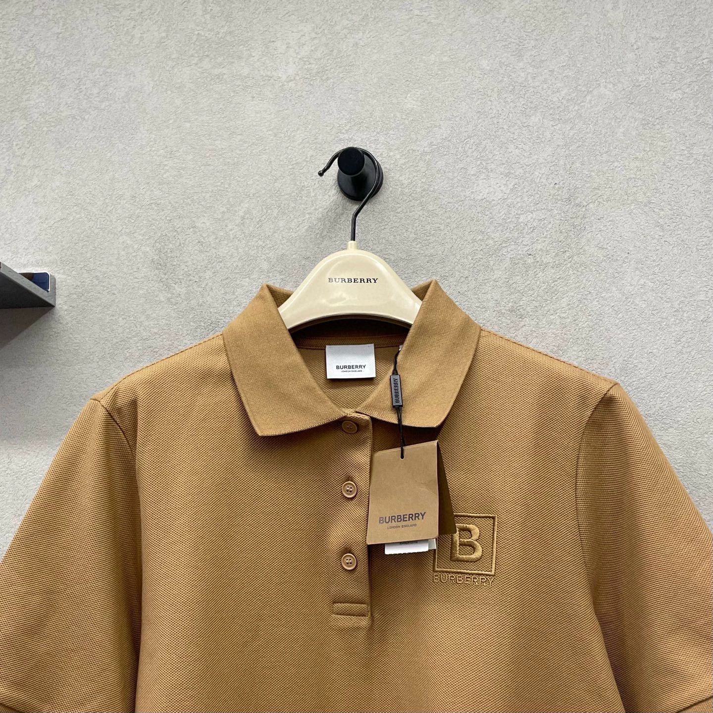 Burberry burberry brown short sleeve polo shirt Size US XL / EU 56 / 4 - 4 Thumbnail