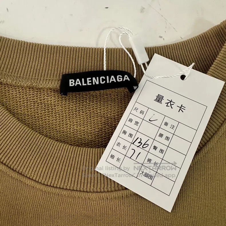 Balenciaga Balenciaga Loose fit round neck letter embroidery logo lon Size US L / EU 52-54 / 3 - 3 Thumbnail