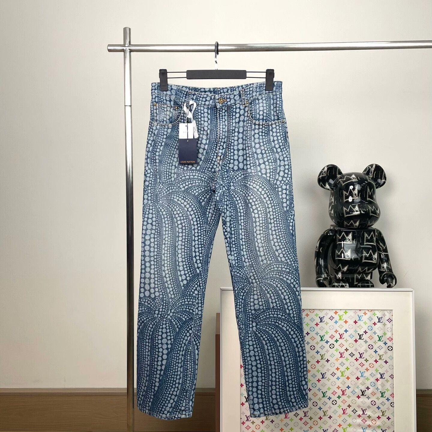 Louis Vuitton Louis Vuitton Casual Graphic Orange Denim Jeans 34 Men Size US 34 / EU 50 - 1 Thumbnail
