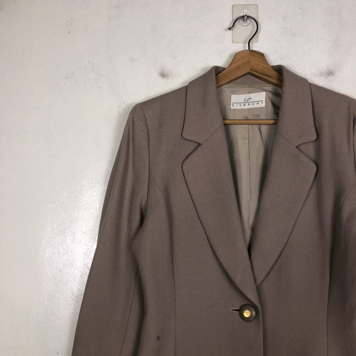Givenchy 📌LIFE GIVENCHY ONE BUTTON COATS GOLD Size M / US 6-8 / IT 42-44 - 8 Thumbnail