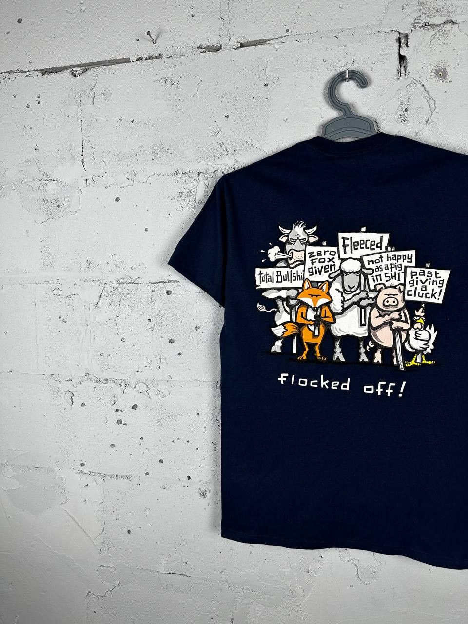 Vintage Vintage Y2K Animals Humor Graphic Tee Navy Size US L / EU 52-54 / 3 - 2 Thumbnail