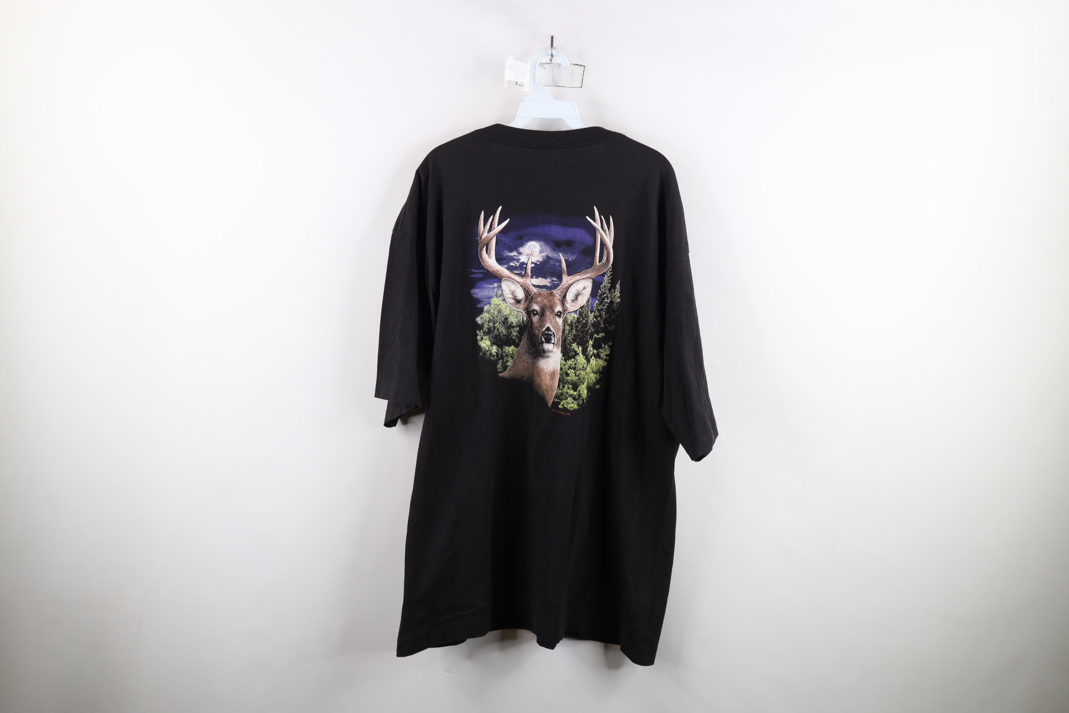 Vintage Vintage 90s Streetwear World Wildlife Deer Buck T-Shirt USA Size US XXL / EU 58 / 5 - 12 Thumbnail