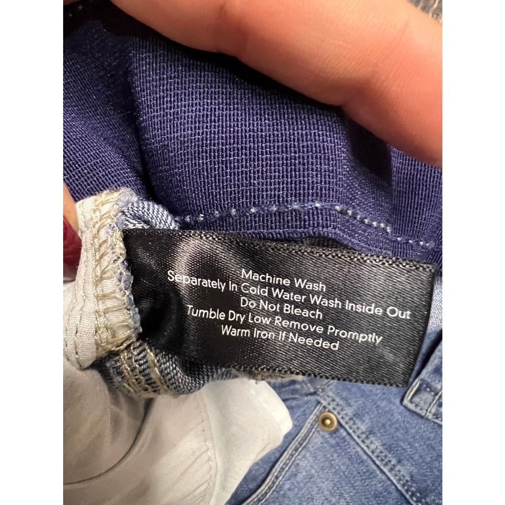 Boston Proper Boston Proper Women's Blue Denim Capri Pants Size 12 Size 34" / US 12 / IT 48 - 3 Thumbnail