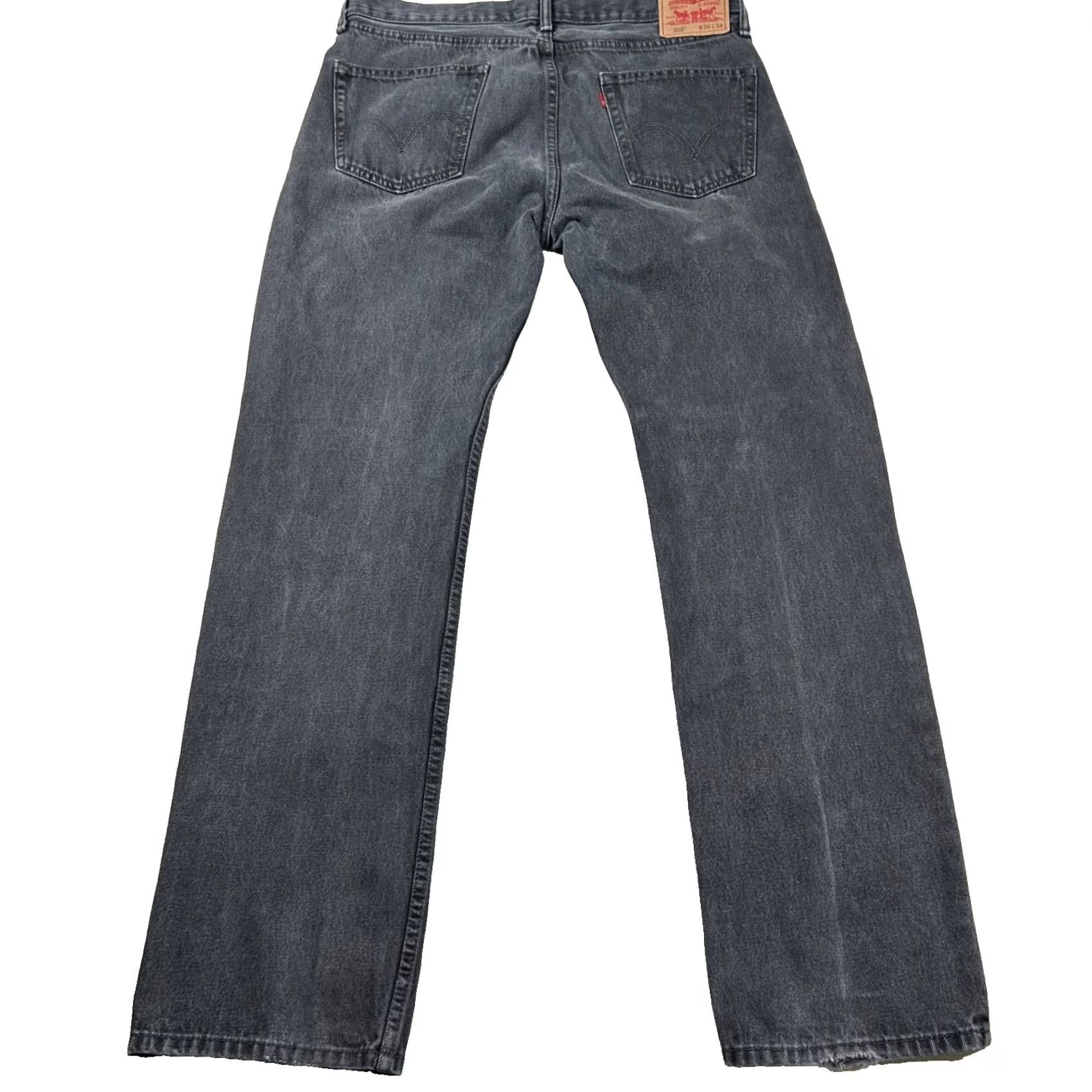 Levi's VINTAGE Levi's 505 Jeans Mens 36x34 Straight Charcoal Wash Black Denim 90s Size US 36 / EU 52 - 2 Thumbnail