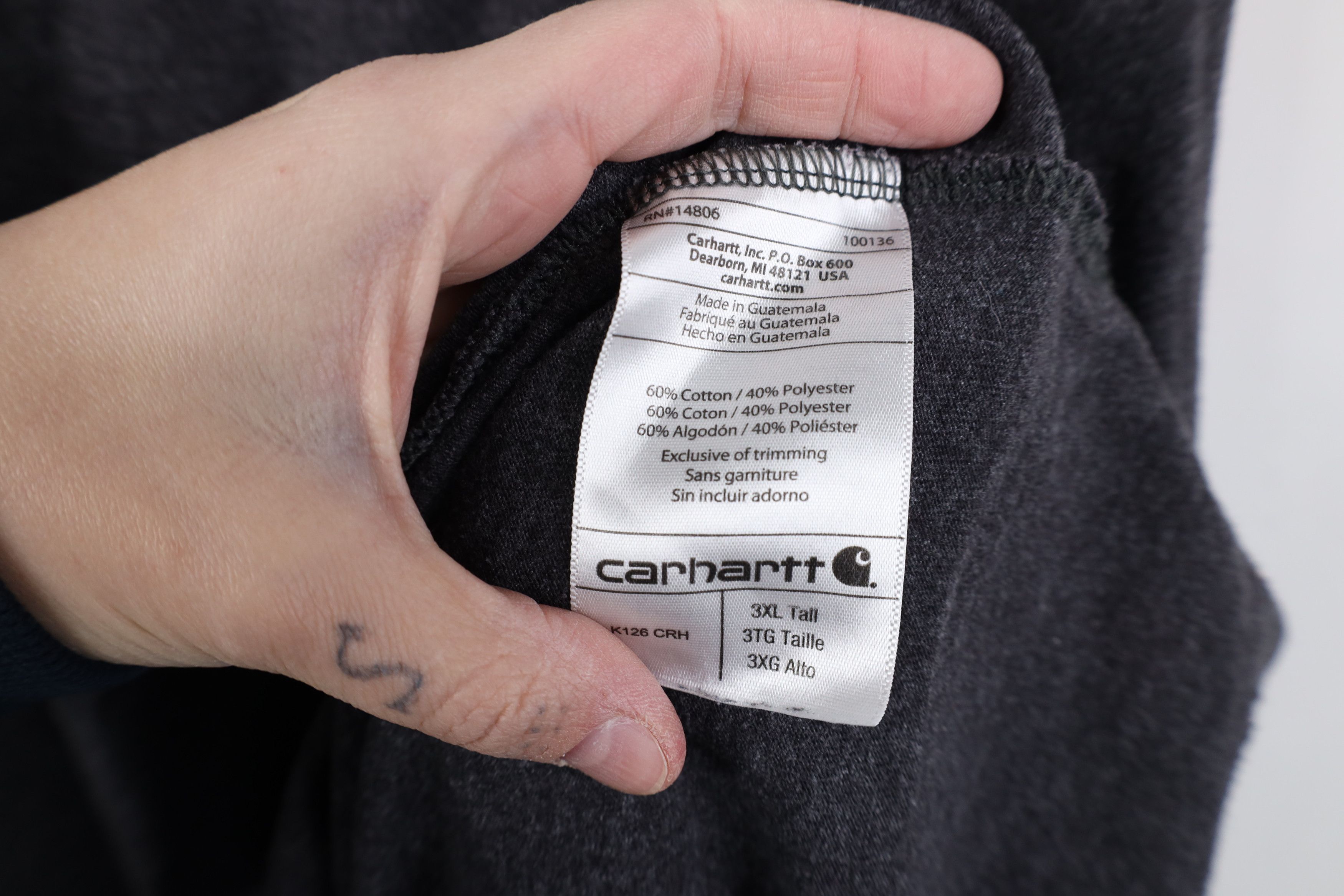 Carhartt Vintage Y2K Carhartt Heavyweight Long Sleeve Pocket T-Shirt Size US XL / EU 56 / 4 - 9 Thumbnail
