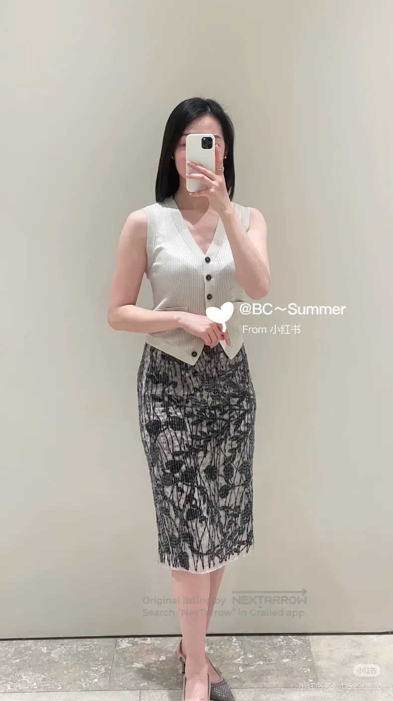 Brunello Cucinelli Brunello Cucinelli Limited Edition Glitter Silk Skirt Size 25" / US 0 / IT 36 - 1 Thumbnail