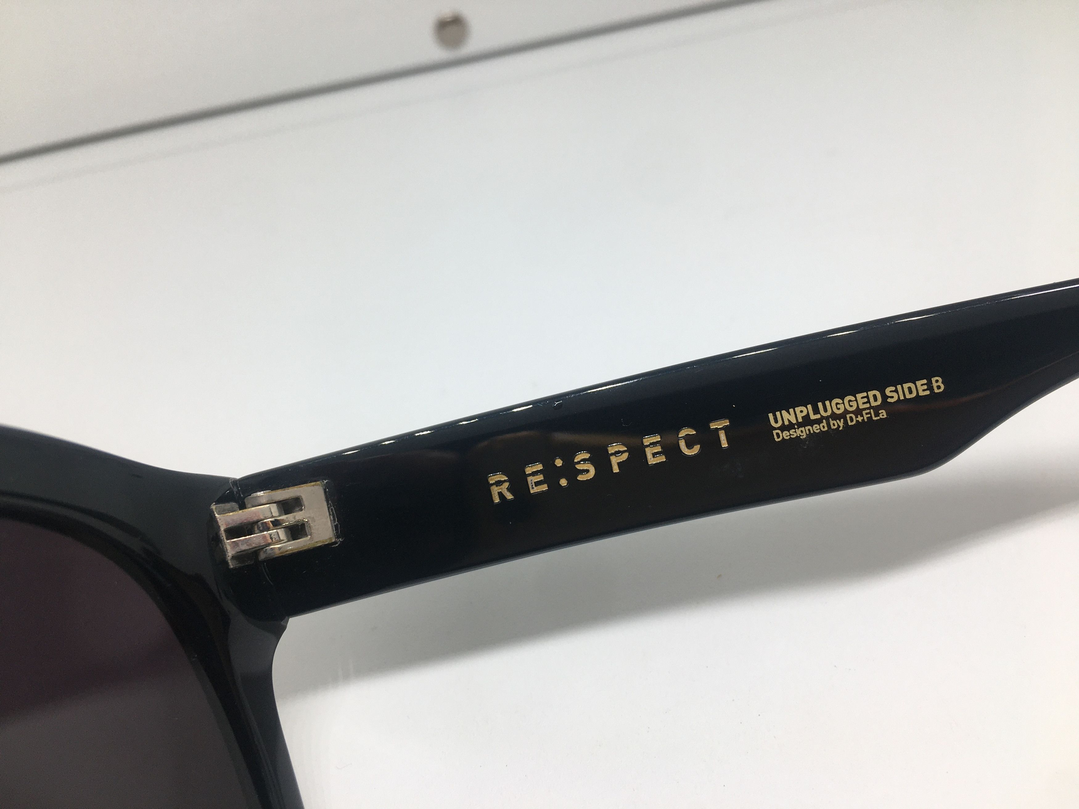 Other RE: SPECT Black Acetate Keyhole Sunglasses Frame Size ONE SIZE - 4 Thumbnail