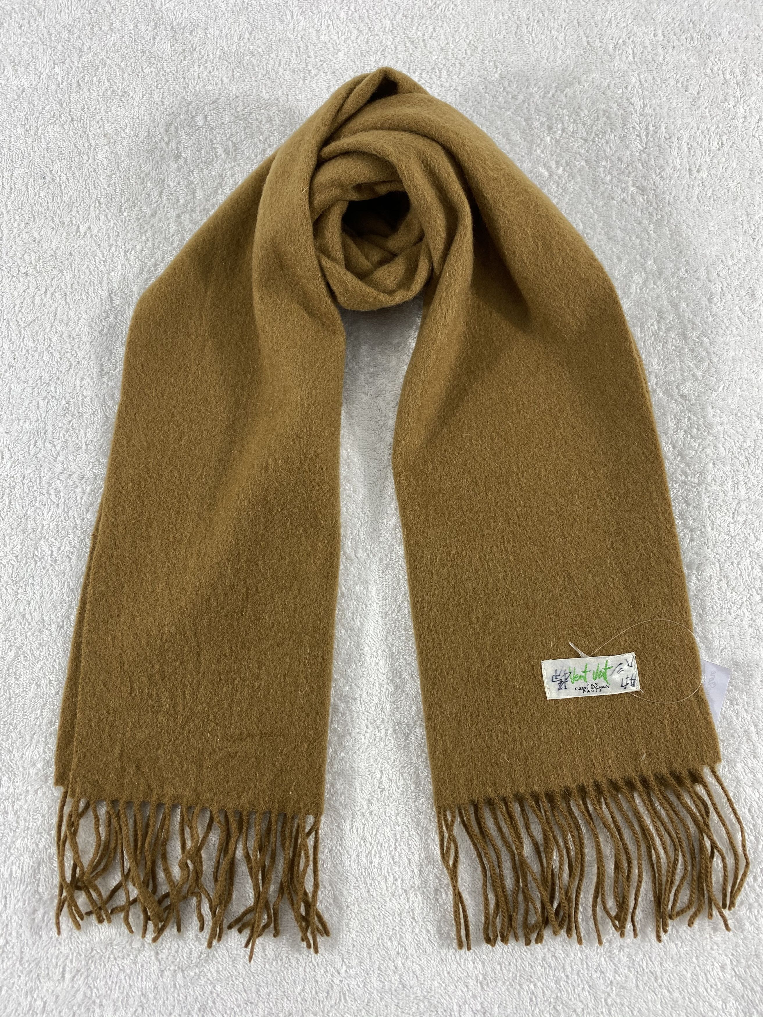Pierre Balmain Vintage Pierre Balmain Scarf/Muffler/Neckwear MF747 Size ONE SIZE - 1 Thumbnail