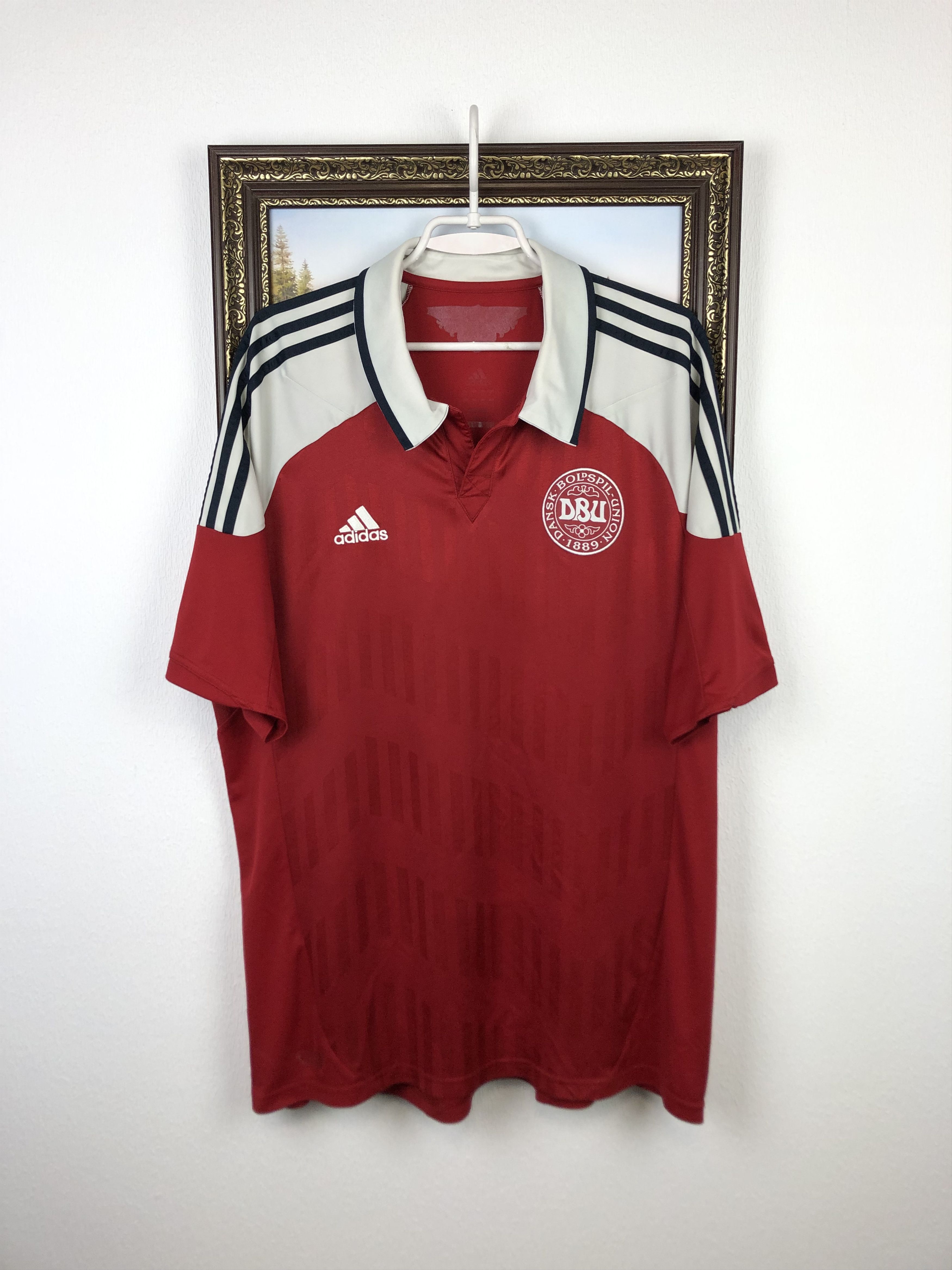 Adidas Denmark Home football shirt 2012 Soccer Adidas Mens Jersey Size US XXL / EU 58 / 5 - 1 Thumbnail
