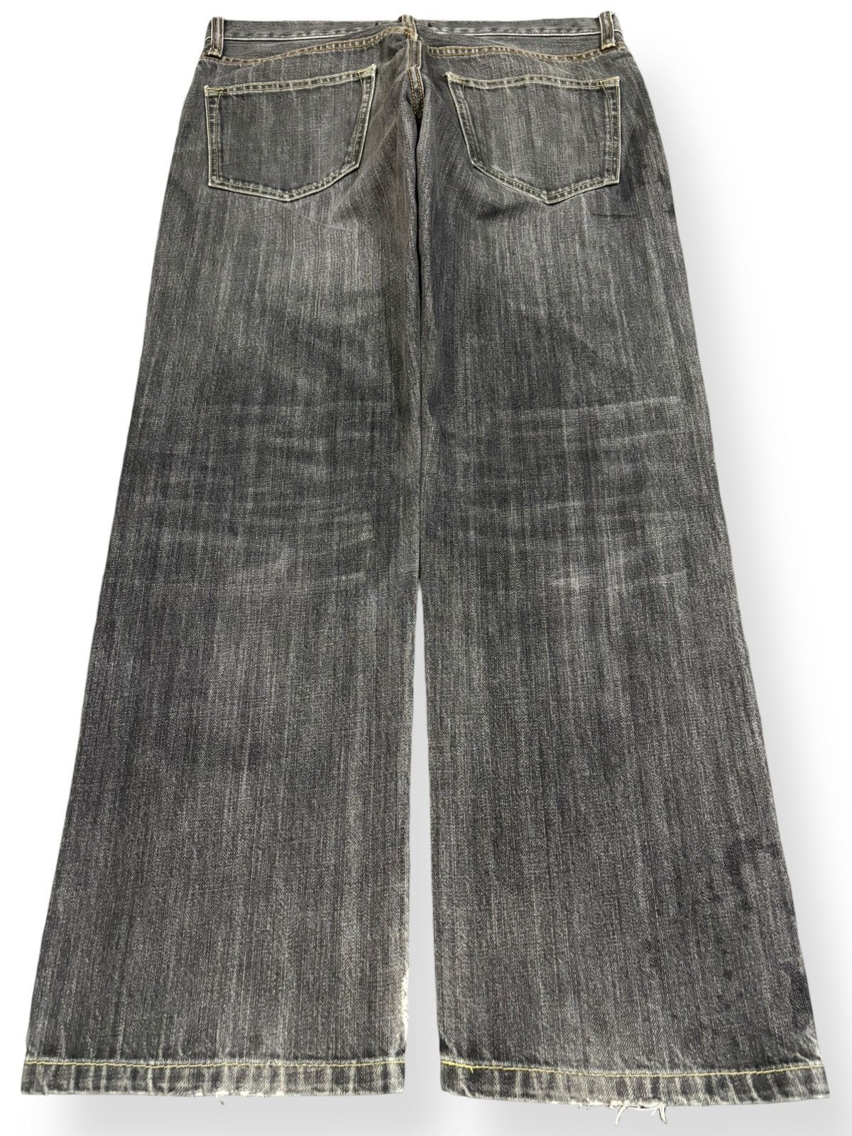 Undercover × Uniqlo Vintage Japanese Brand Uniqlo Faded Washed Distressed Jeans Size US 32 / EU 48 - 2 Thumbnail