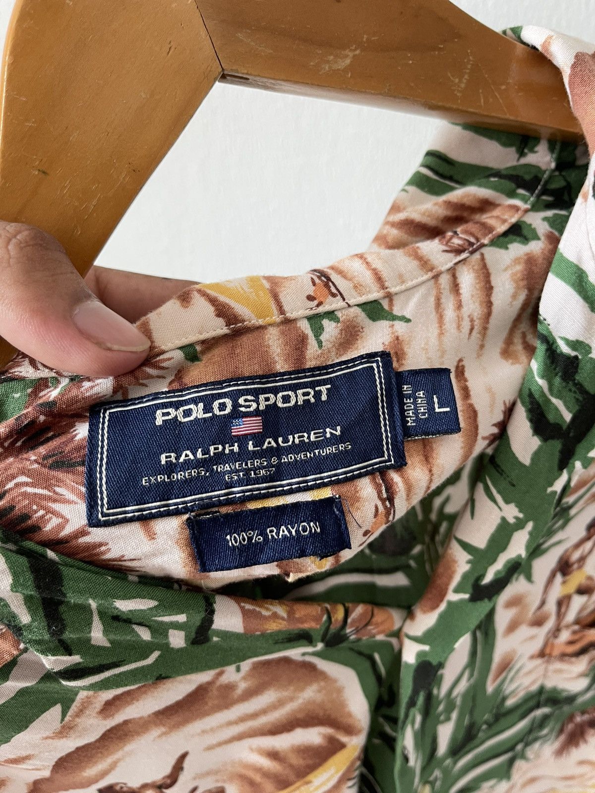 Polo Ralph Lauren 90s Polo Sport Ralph Lauren Rayon Surf Motif Shirt A1 Size US L / EU 52-54 / 3 - 11 Thumbnail