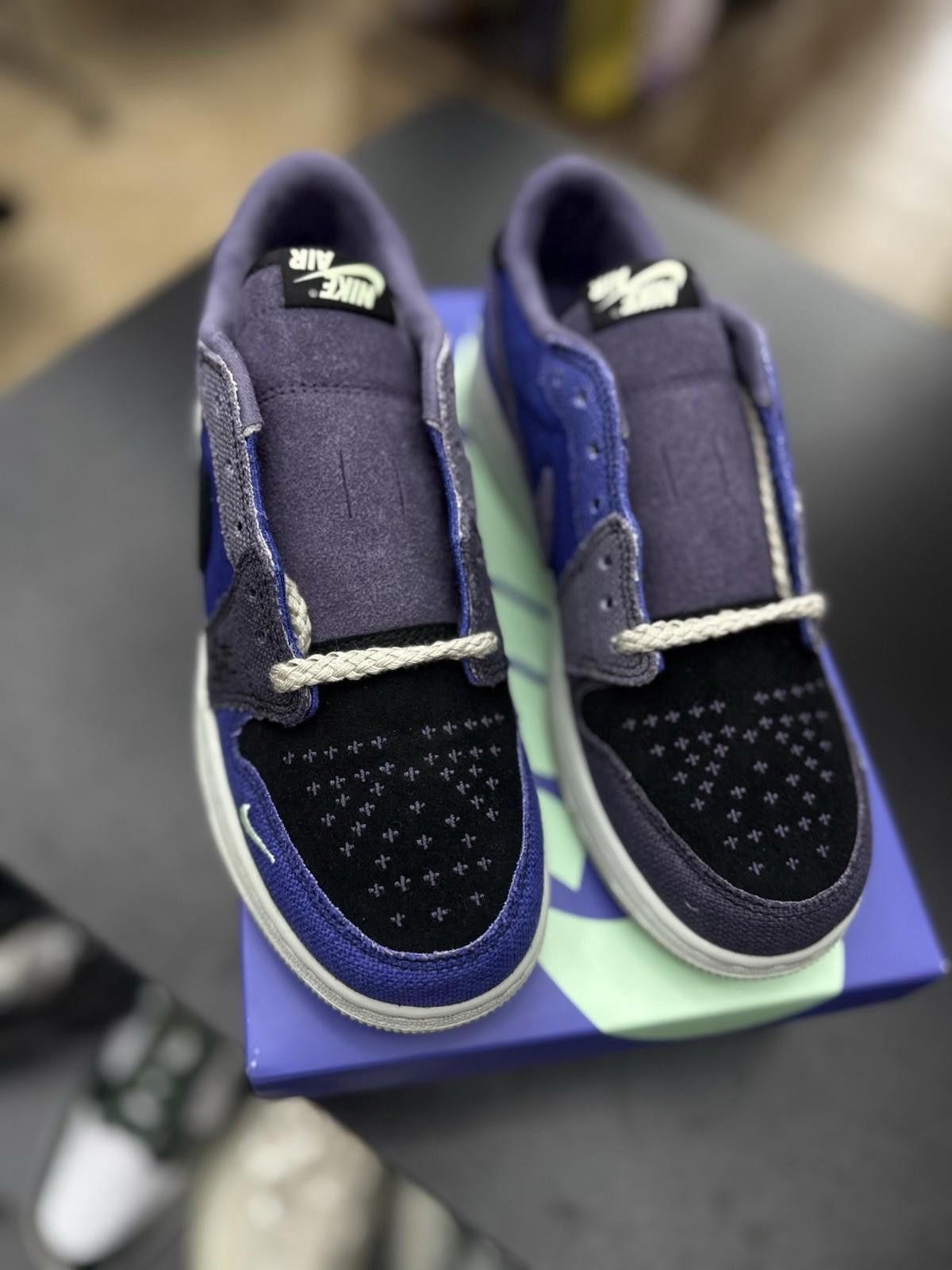 Jordan Brand 7Y Zion Williamson x Air Jordan 1 Retro OG Low Voodoo NEW Size US 7 / EU 40 - 4 Thumbnail