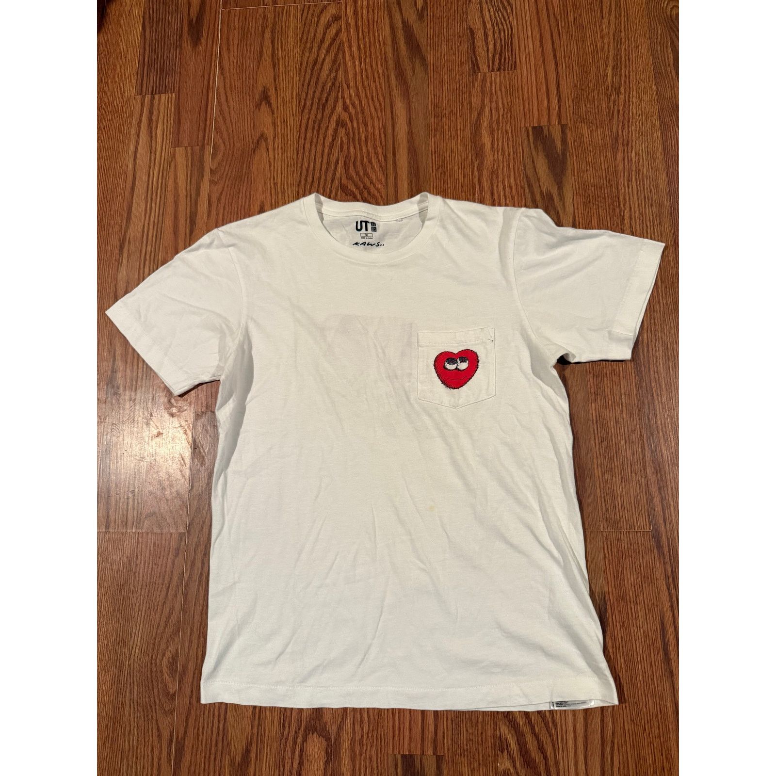 Kaws Kaws fuzzy Heart Single Stitch Stitch Size US M / EU 48-50 / 2 - 1 Thumbnail