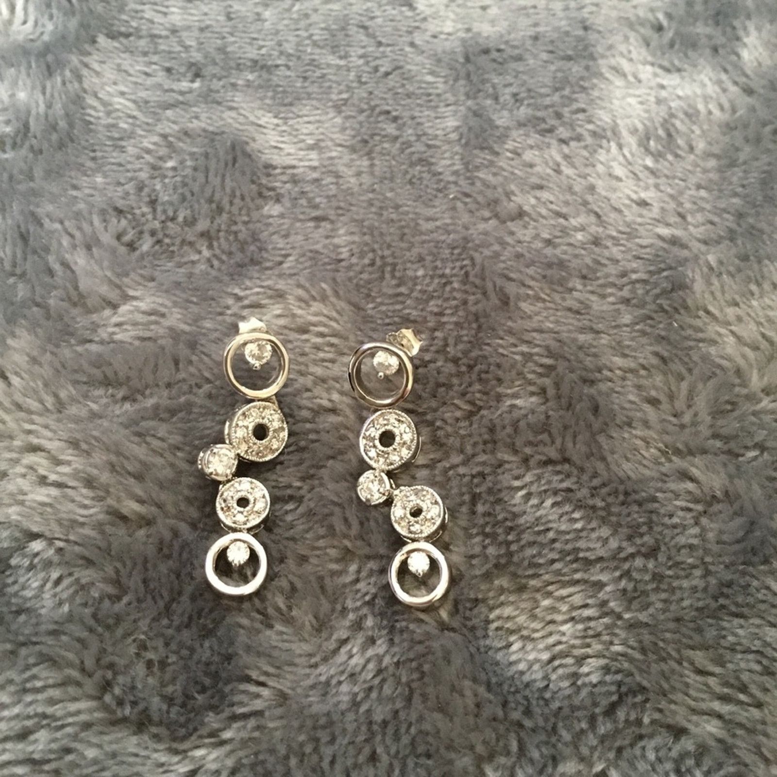 Other Sterling Silver Round Multi-Crystal Earrings Size ONE SIZE - 6 Thumbnail