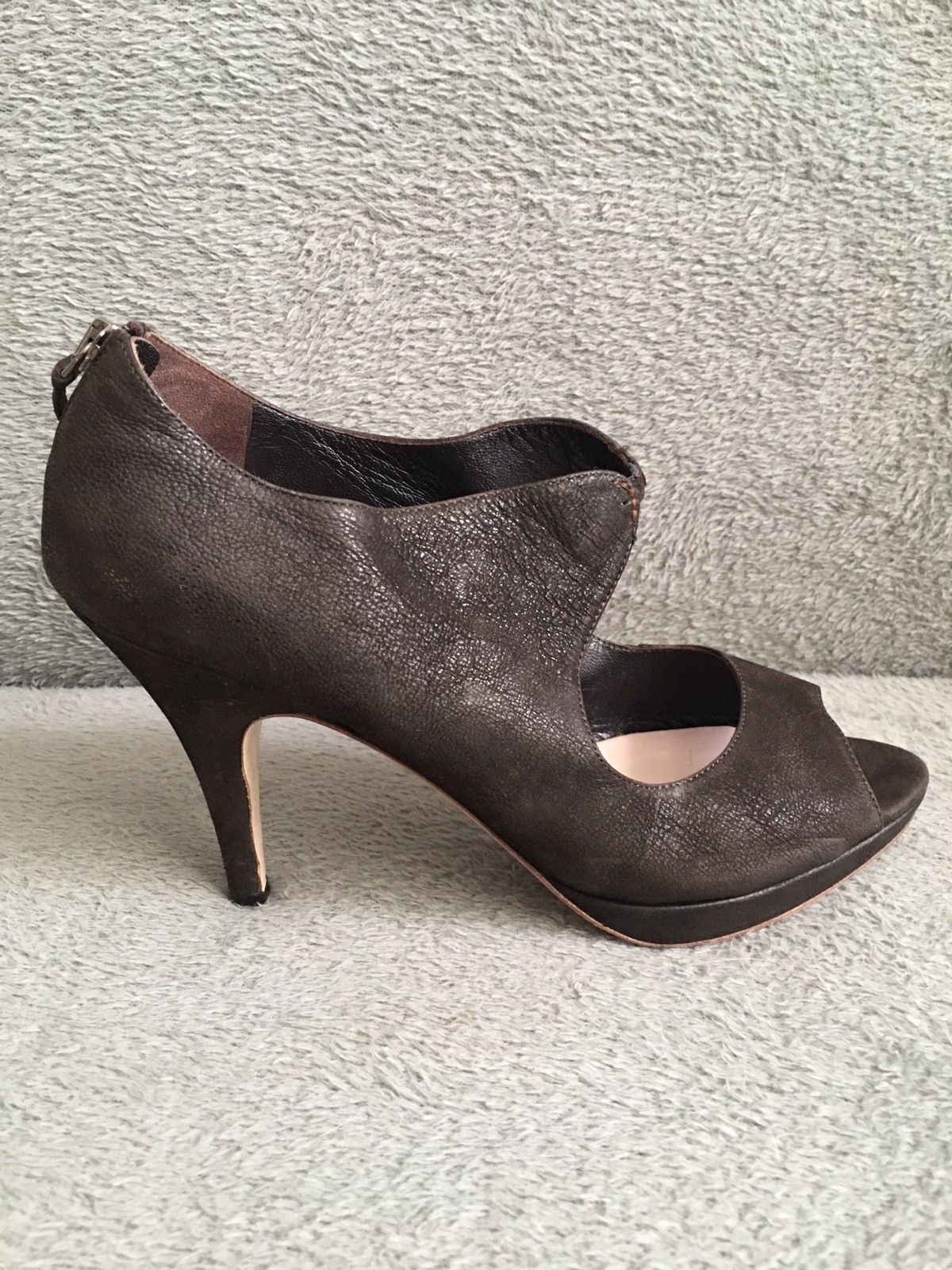 Miu Miu MIU MIU Suede Brown Leather Heels Sandals EU 39 Size US 9 / IT 39 - 10 Thumbnail