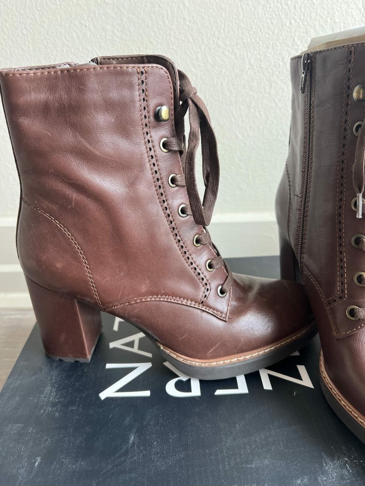 Other Naturalizer Leather Callie Lug Sole Booties - 9 - Brown Size US 9 / IT 39 - 3 Thumbnail