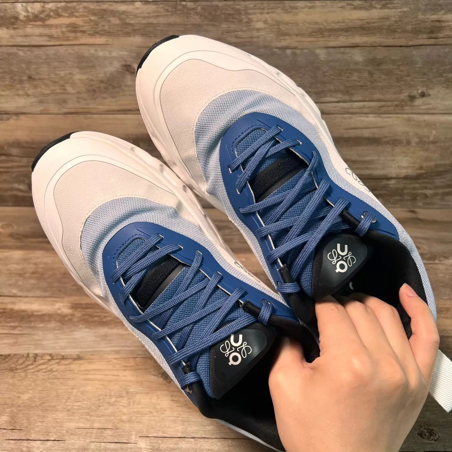 Loewe LOEWE x On Cloudtilt 95 New EUR43 Wht/Bl: RtHlInner,ShlTipB Size US 10 / EU 43 - 5 Thumbnail