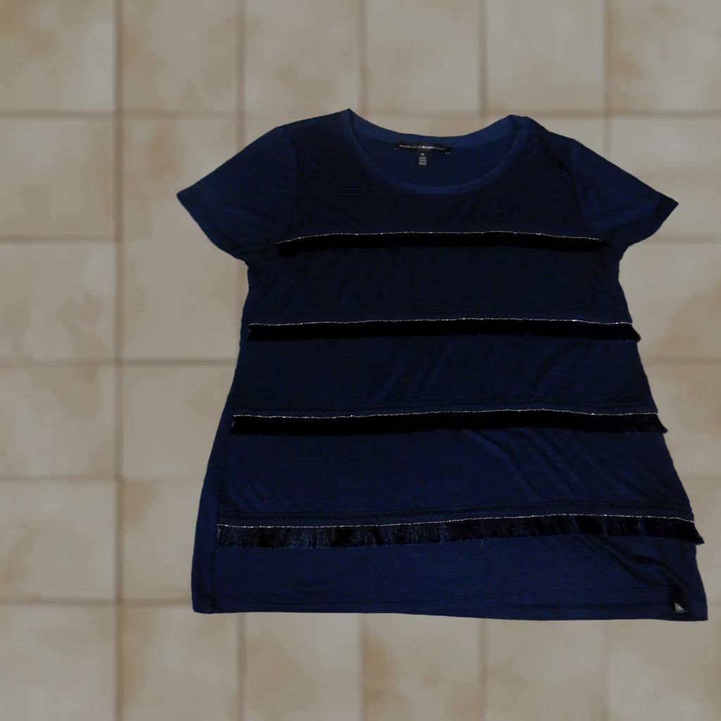 White House Black Market White House Black market Womens Blouse Medium blue stretch pullover Size M / US 6-8 / IT 42-44 - 1 Thumbnail