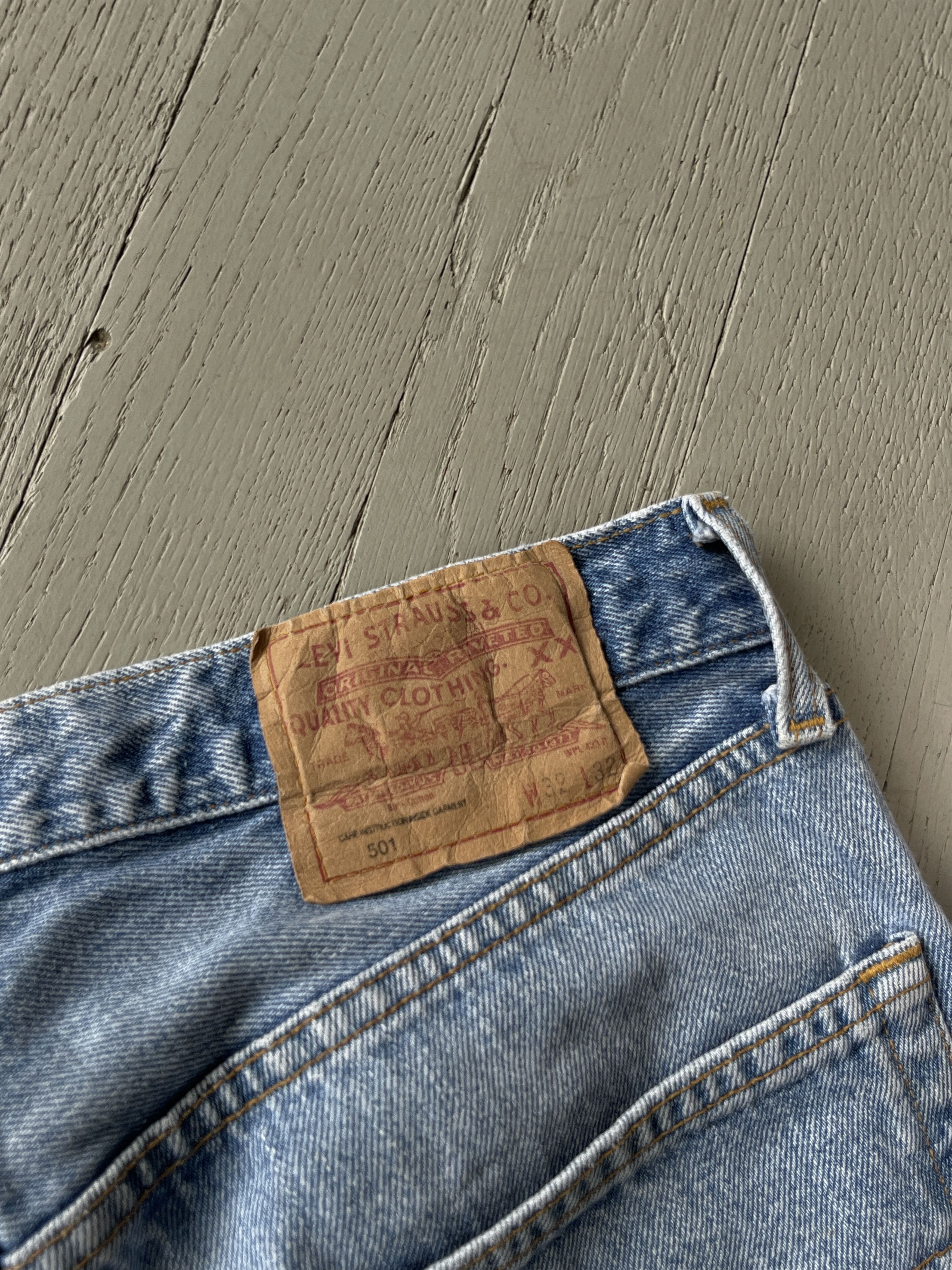 Levi's Vintage 90s Levi's 501 Washed Blue Denim Jeans Size US 32 / EU 48 - 3 Thumbnail