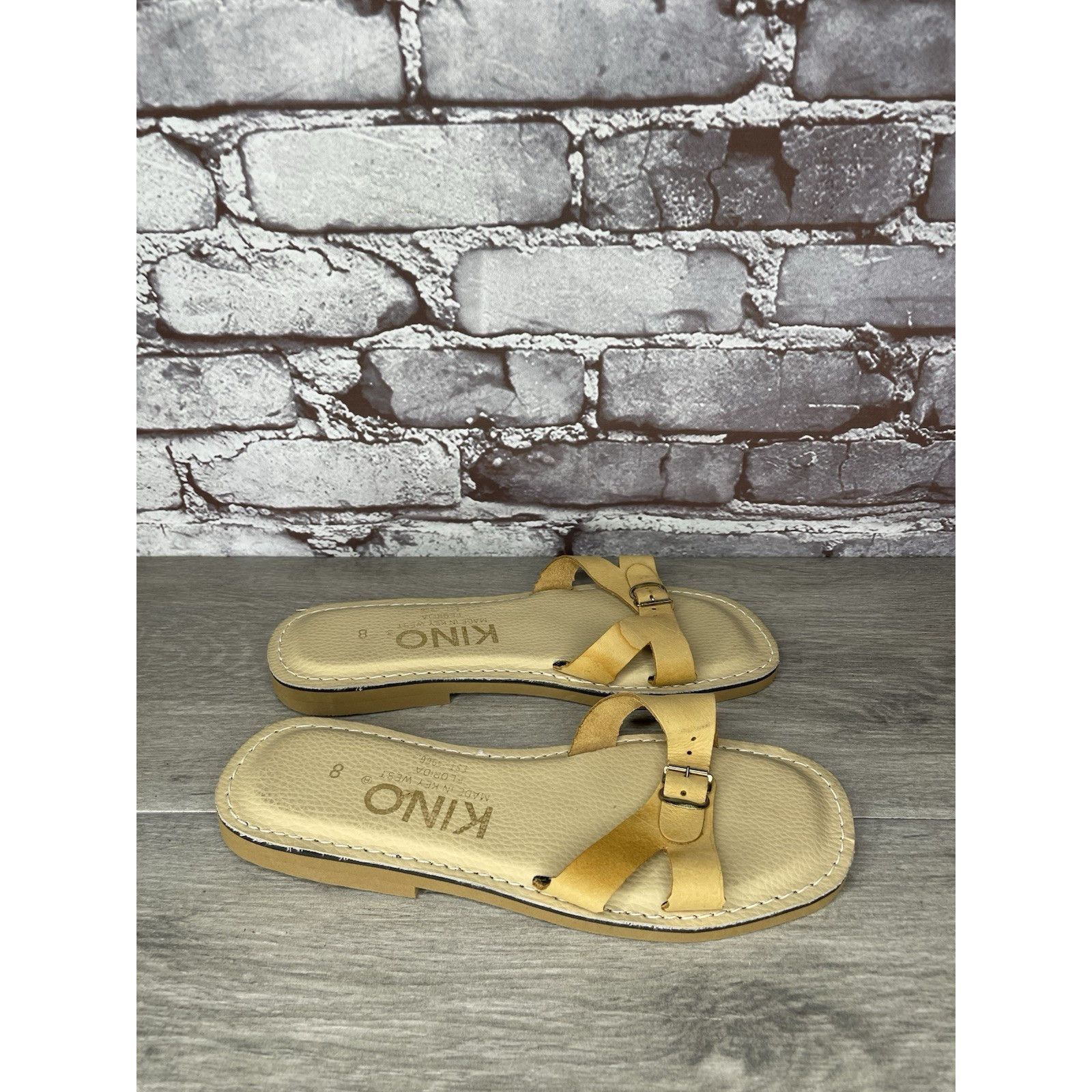 Other KINO Tan Yellow Slides Buckle Strap Cushion Comfort Sandals Size US 8 / IT 38 - 15 Thumbnail