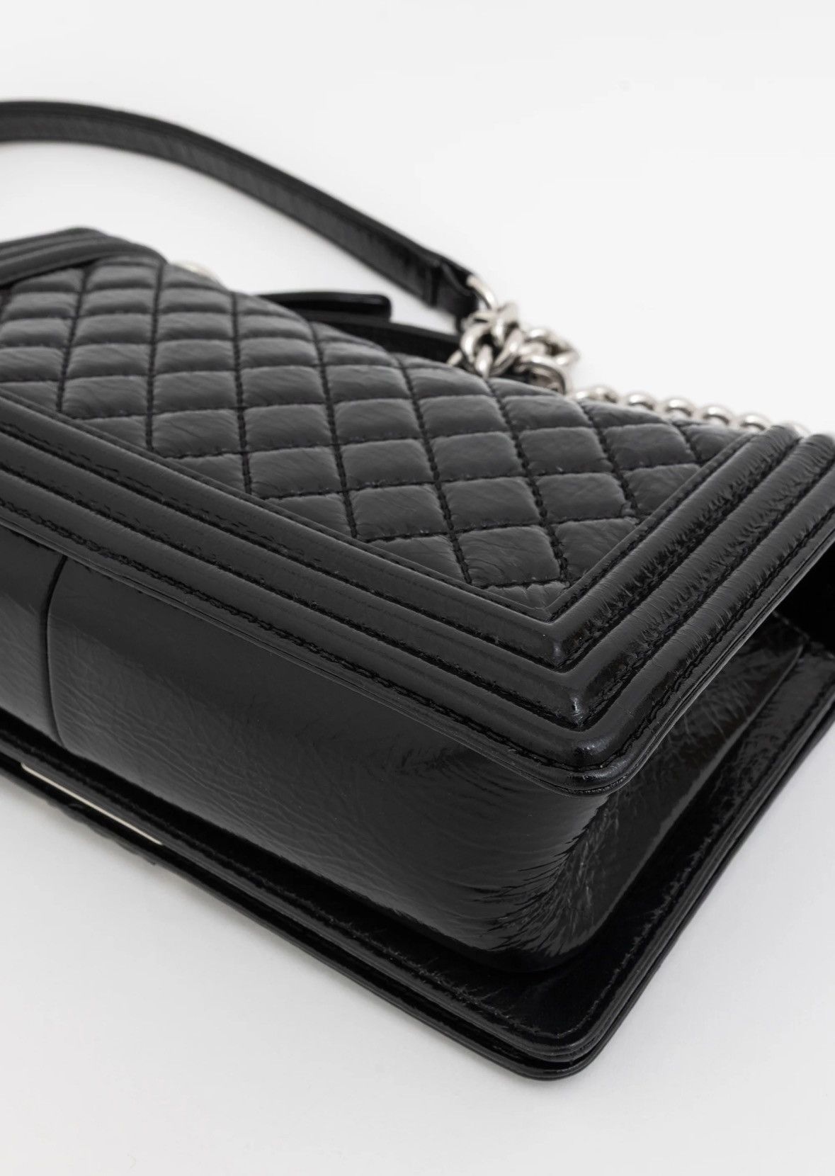 Chanel Authenticated Certificate✅Full packaging 💝Chanel Boy Bag 🖤 Size ONE SIZE - 16 Thumbnail
