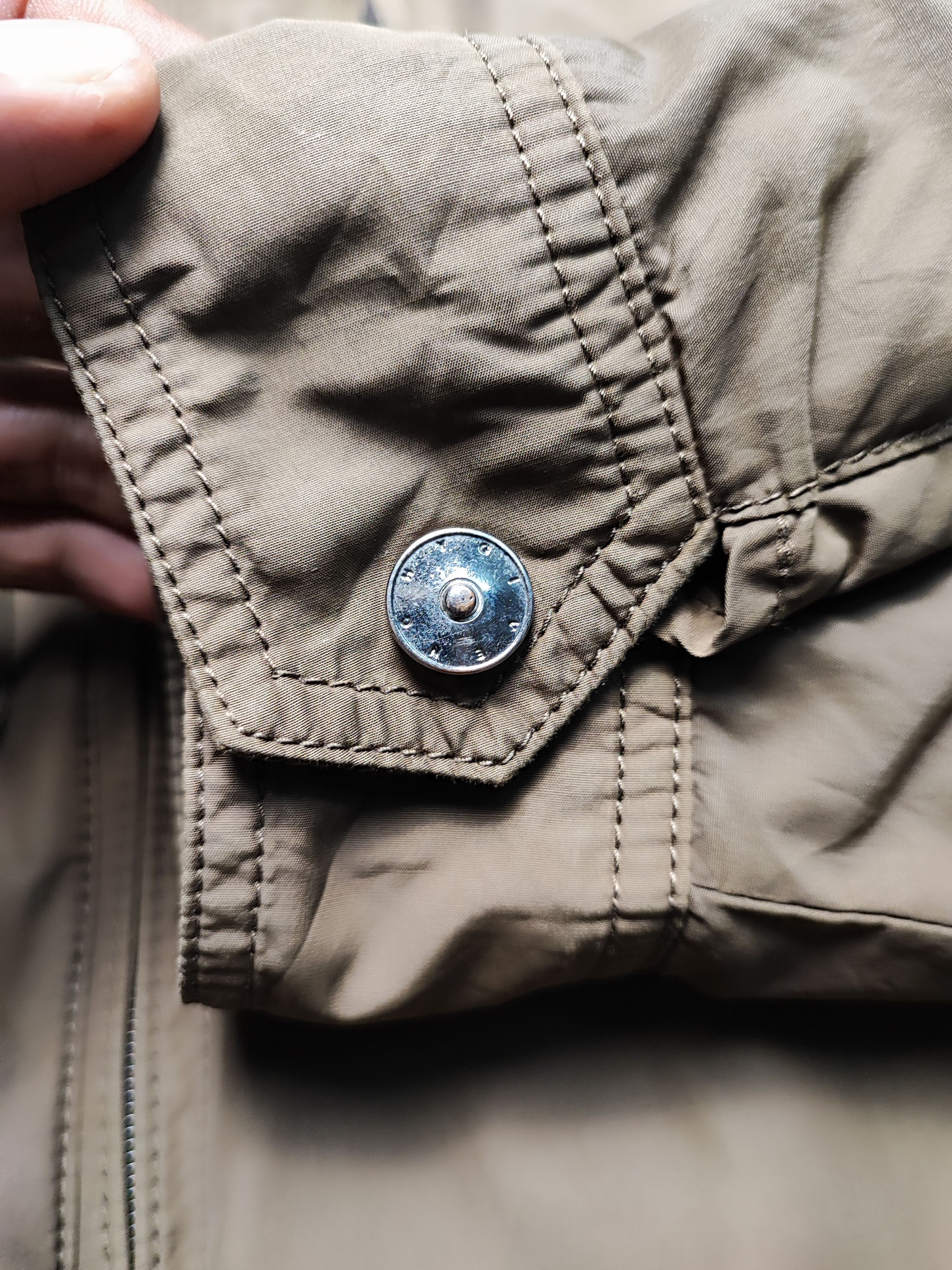 Givenchy Givenchy Bombers Light Jacket Travis Scoot Colour Size US L / EU 52-54 / 3 - 12 Thumbnail