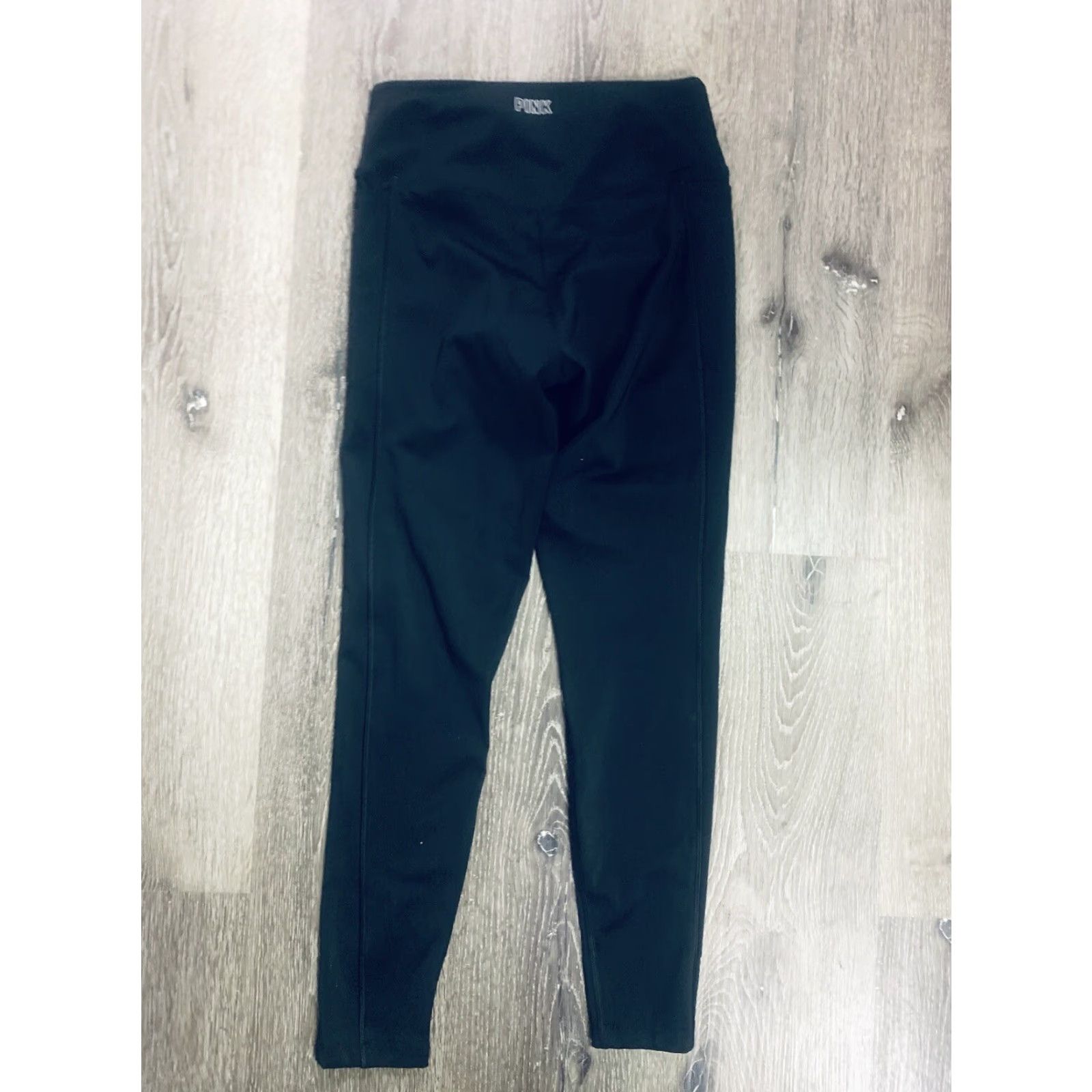 Victoria's Secret **Victoria's Secret PINK Women's Size Small Black Leggings** User: Victoria's Secret Pink Women's Size Small Black Leggings Size 28" / US 6 / IT 42 - 3 Thumbnail