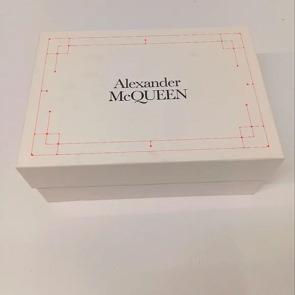 Alexander McQueen Alexander McQueen Tread Slick Low Top Sneakers - EU44.5/US Size US 11.5 / EU 44-45 - 14 Thumbnail