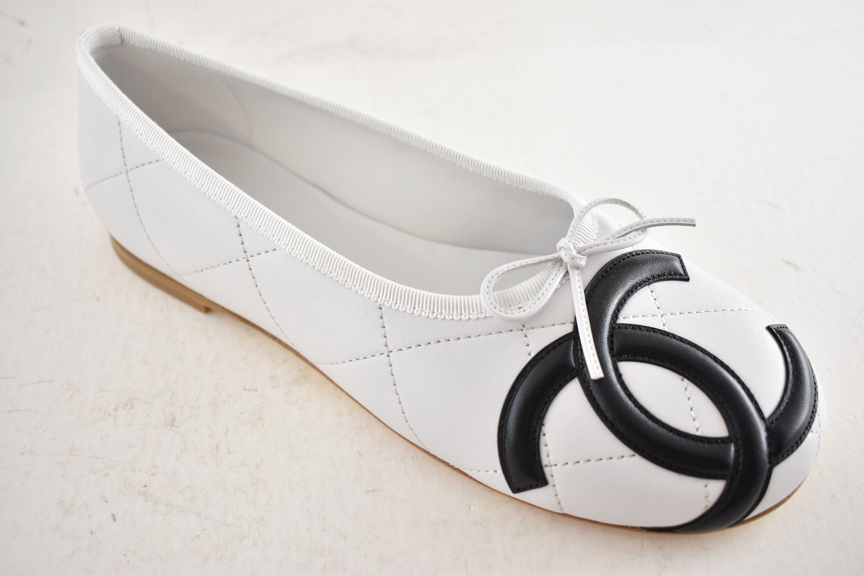 Chanel 26M Coco Beach Cambon Black Logo Ballet Ballerina Flat 39 Size US 9 / IT 39 - 5 Thumbnail