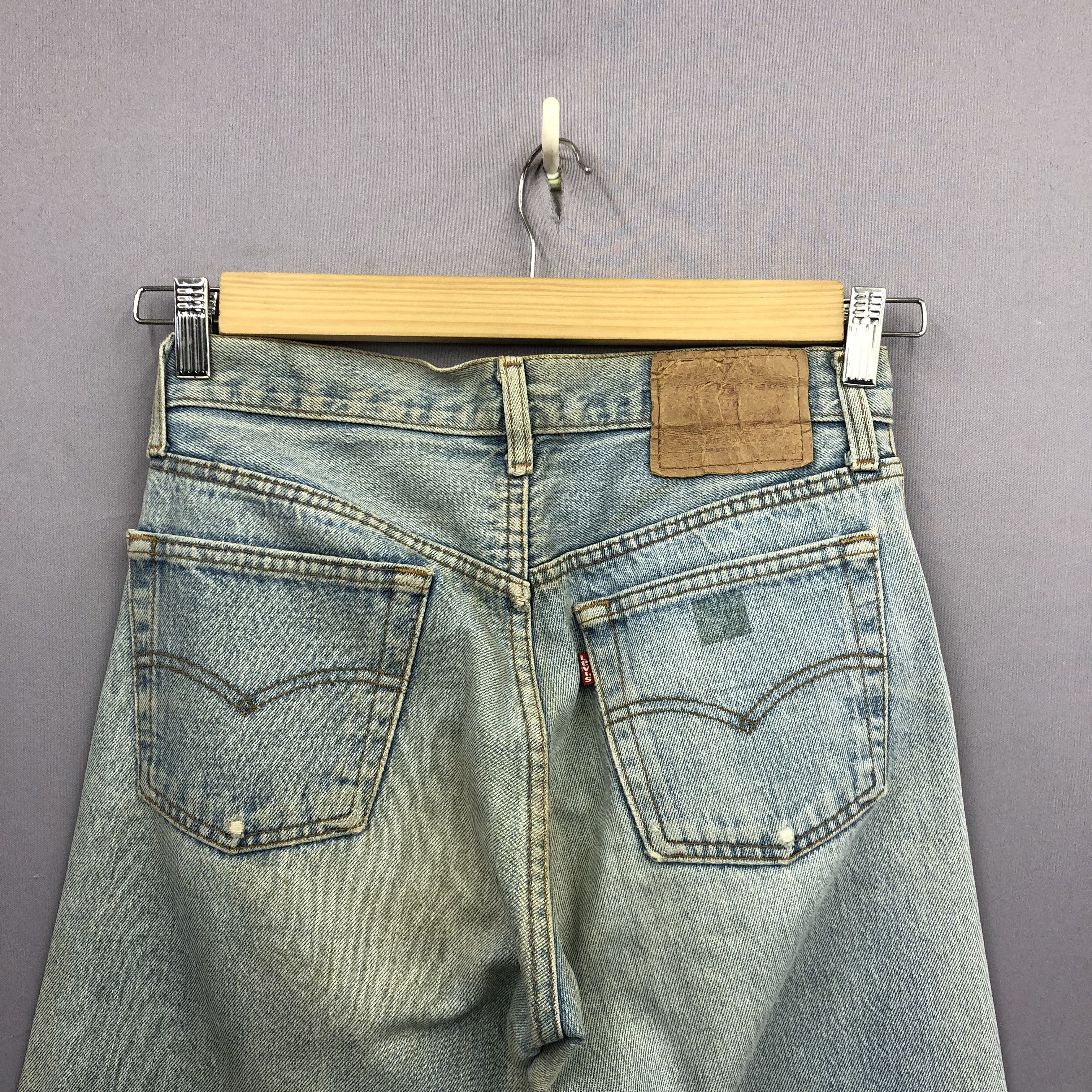 Levi's Vintage 80s Levis 501 Faded Light Wash Jeans Levi's Denim Size 28" / US 6 / IT 42 - 5 Thumbnail