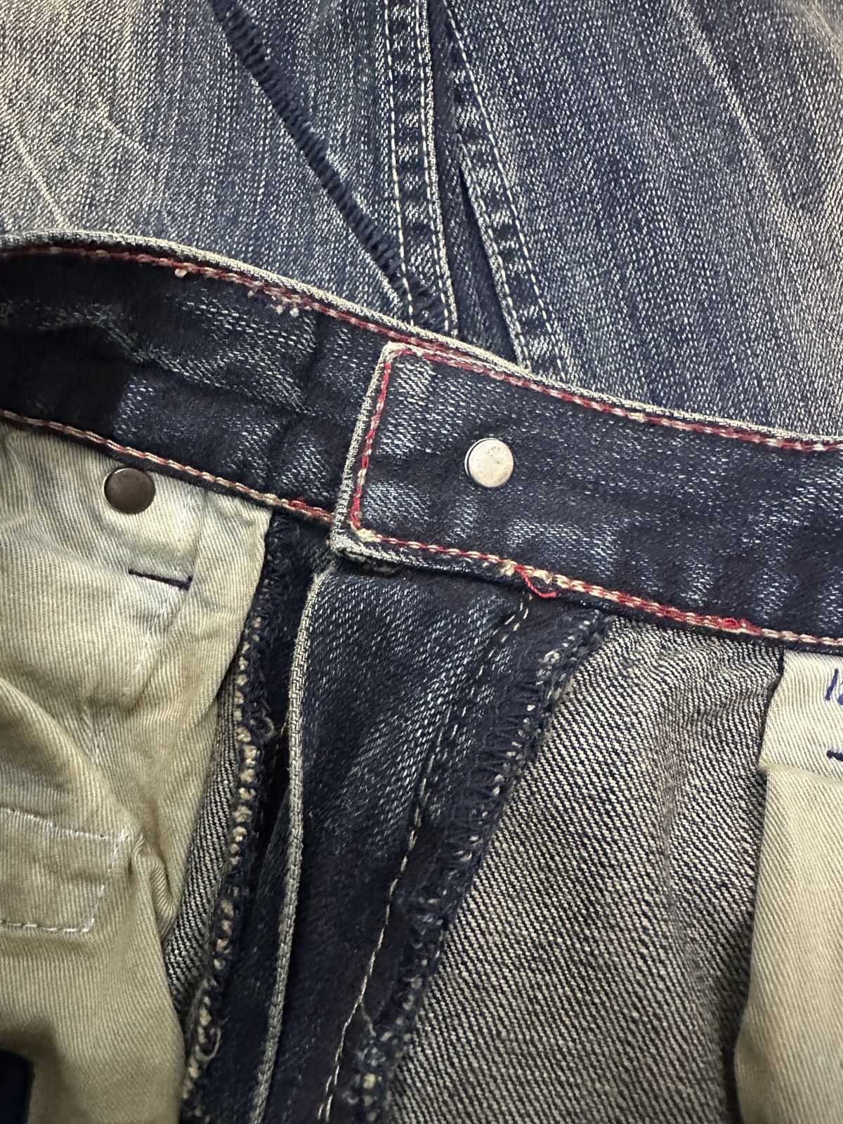 Designer × Japanese Brand × Takeo Kikuchi Vintage Japanese TAKEO KIKUCHI Faded Wash Jeans Size US 32 / EU 48 - 13 Thumbnail