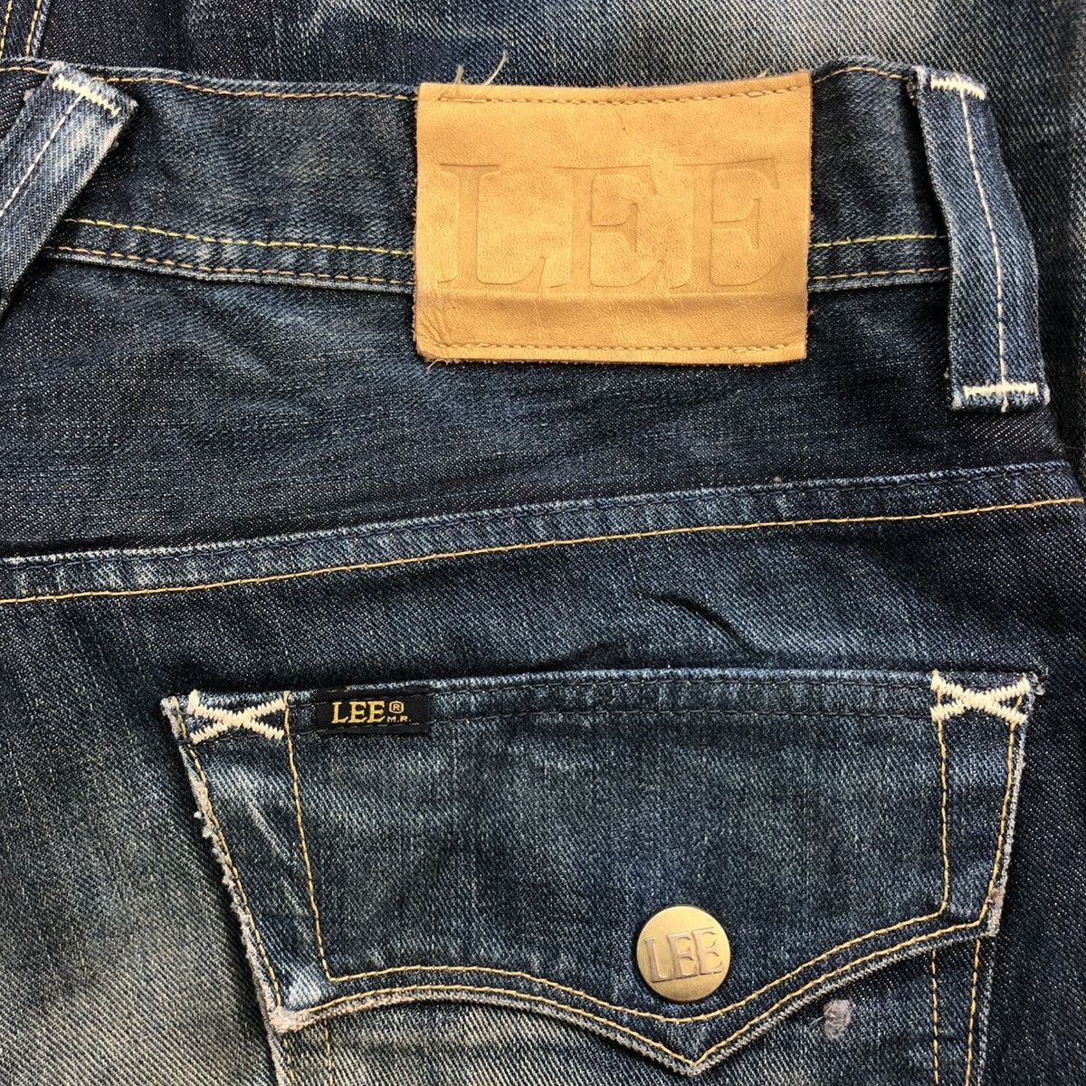 If Six Was Nine × Le Grande Bleu (L.G.B.) × Lee 1990s LEE Faded Bootcut Flared Jeans Size US 37 - 12 Thumbnail