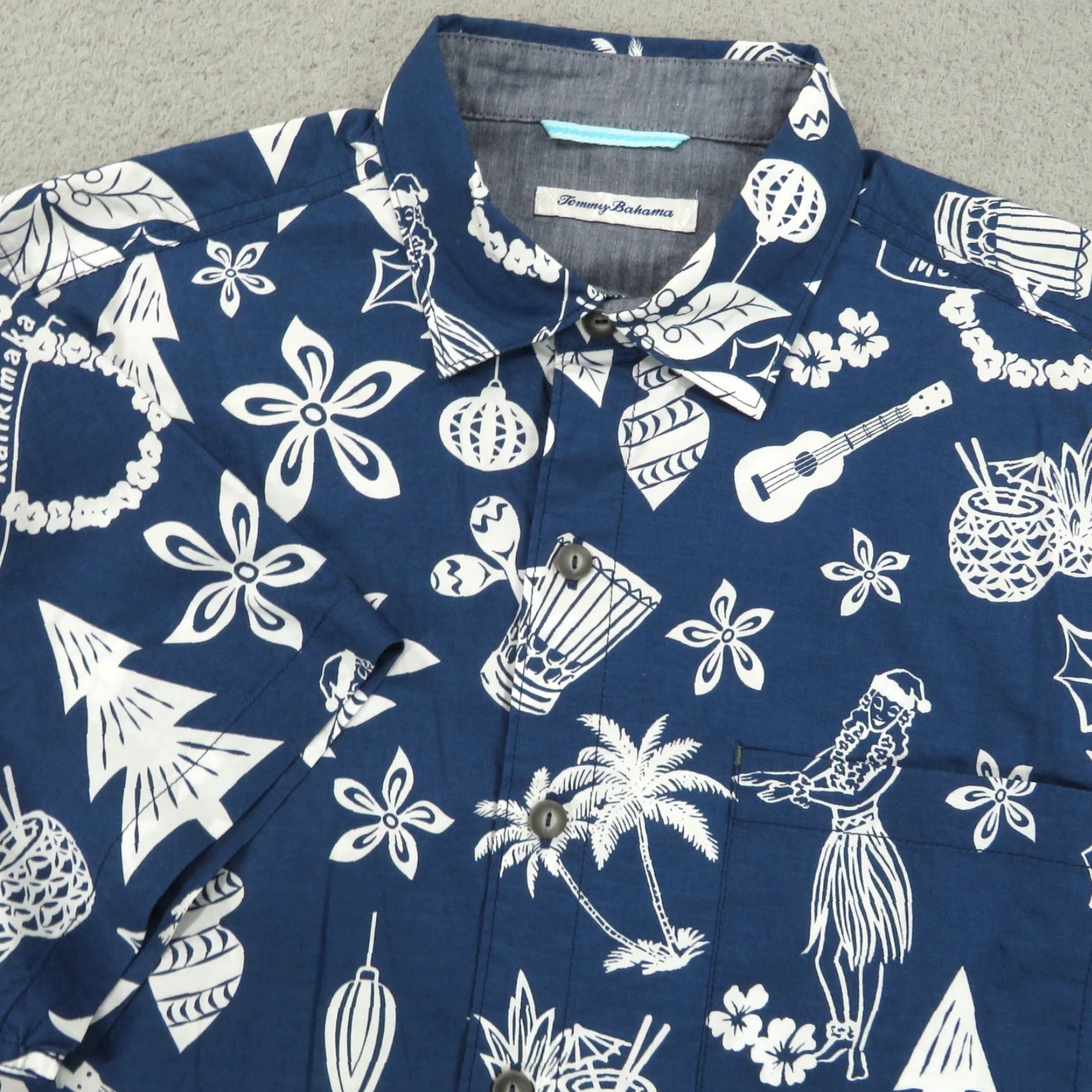Tommy Bahama Tommy Bahama Shirt Men Medium Christmas Mele Kalikimaka Hula Print Hawaiian Blue Shirt Men Christmas Mele Kalikimaka Hawaiian Blue Size US M / EU 48-50 / 2 - 2 Thumbnail