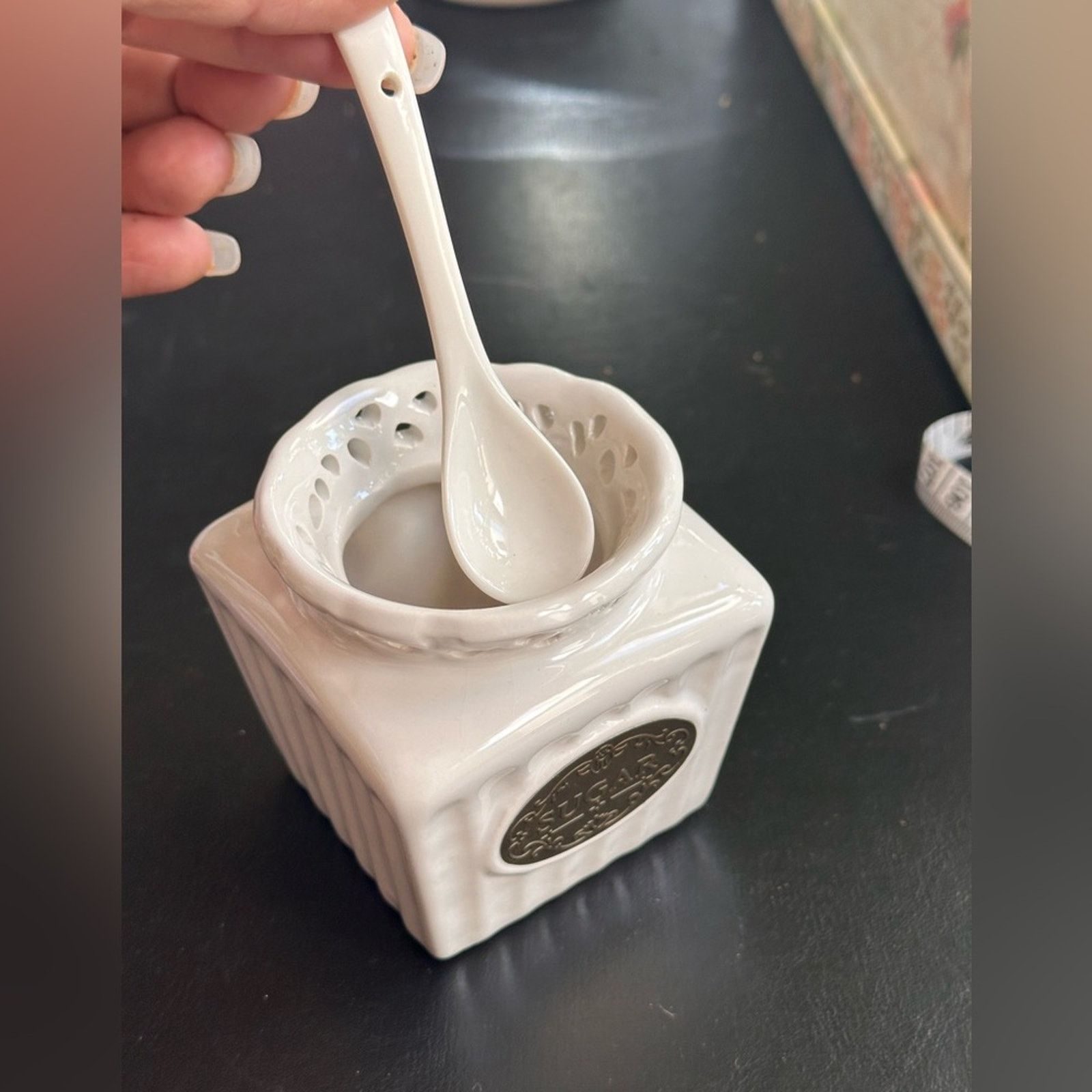 Vintage Elegant White Ceramic Sugar Jar With Spoon Size ONE SIZE - 7 Thumbnail